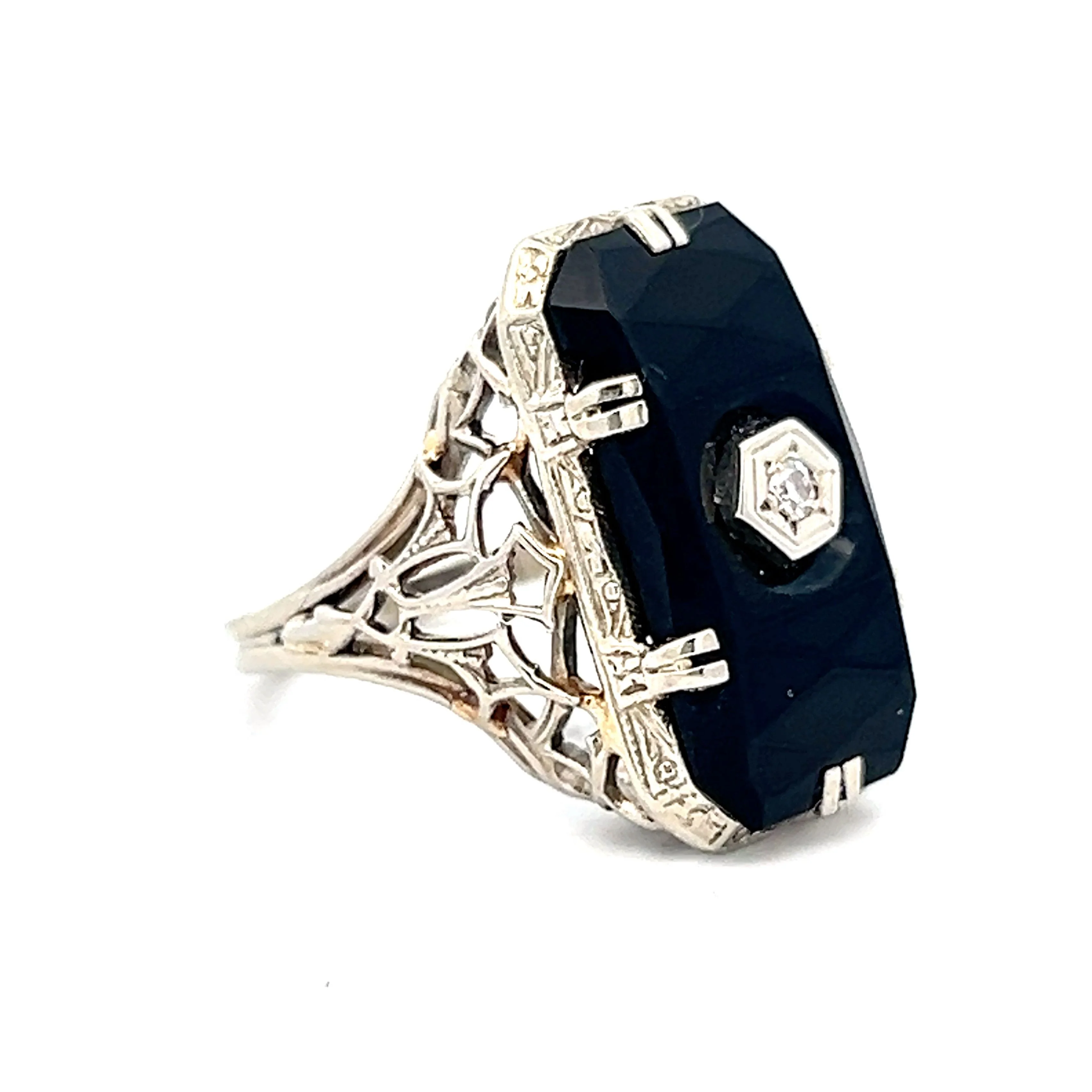 Vintage Art Deco Diamond & Onyx Cocktail Ring in 18k - Image 3