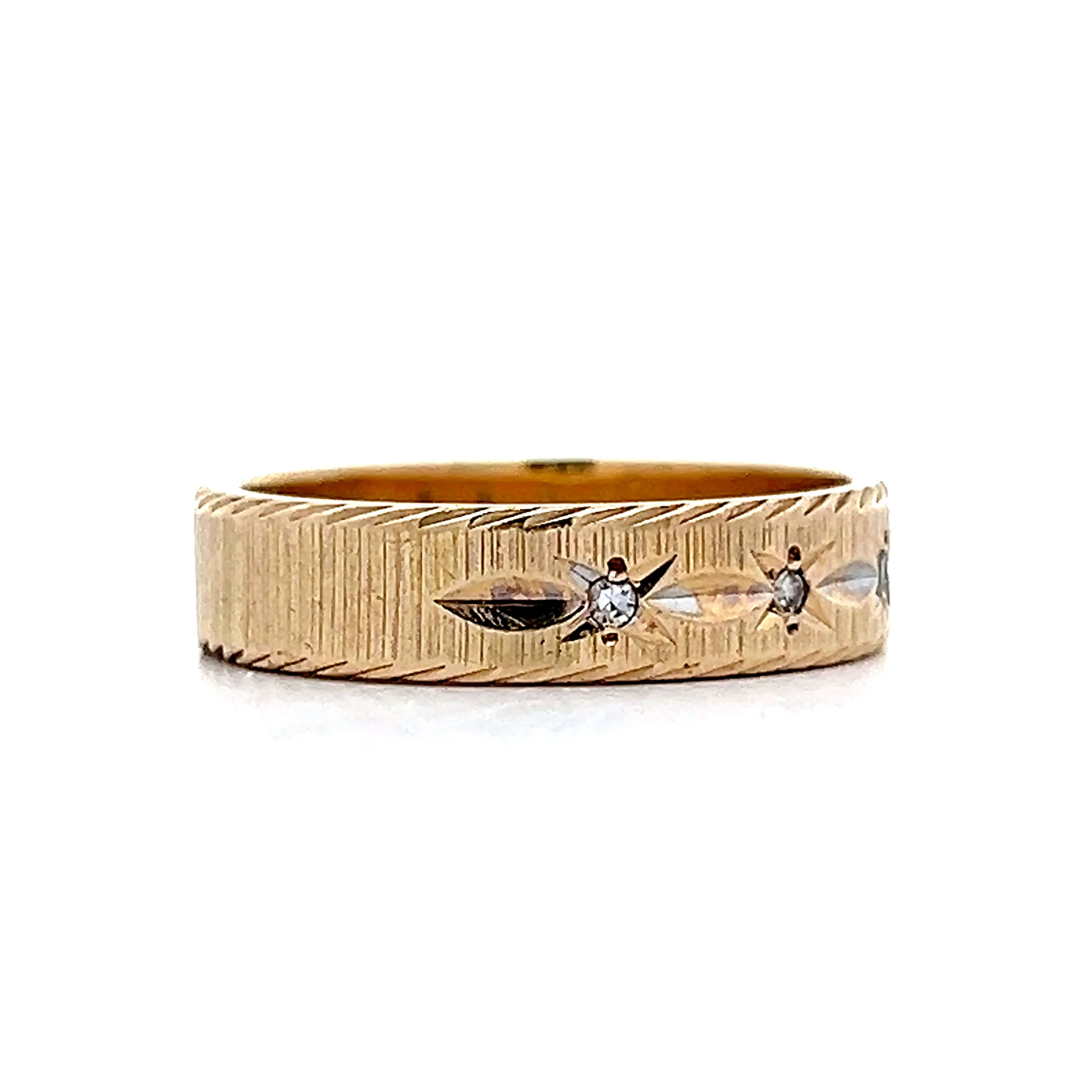 .045 Vintage Diamond Wedding Band in 14k - Image 3