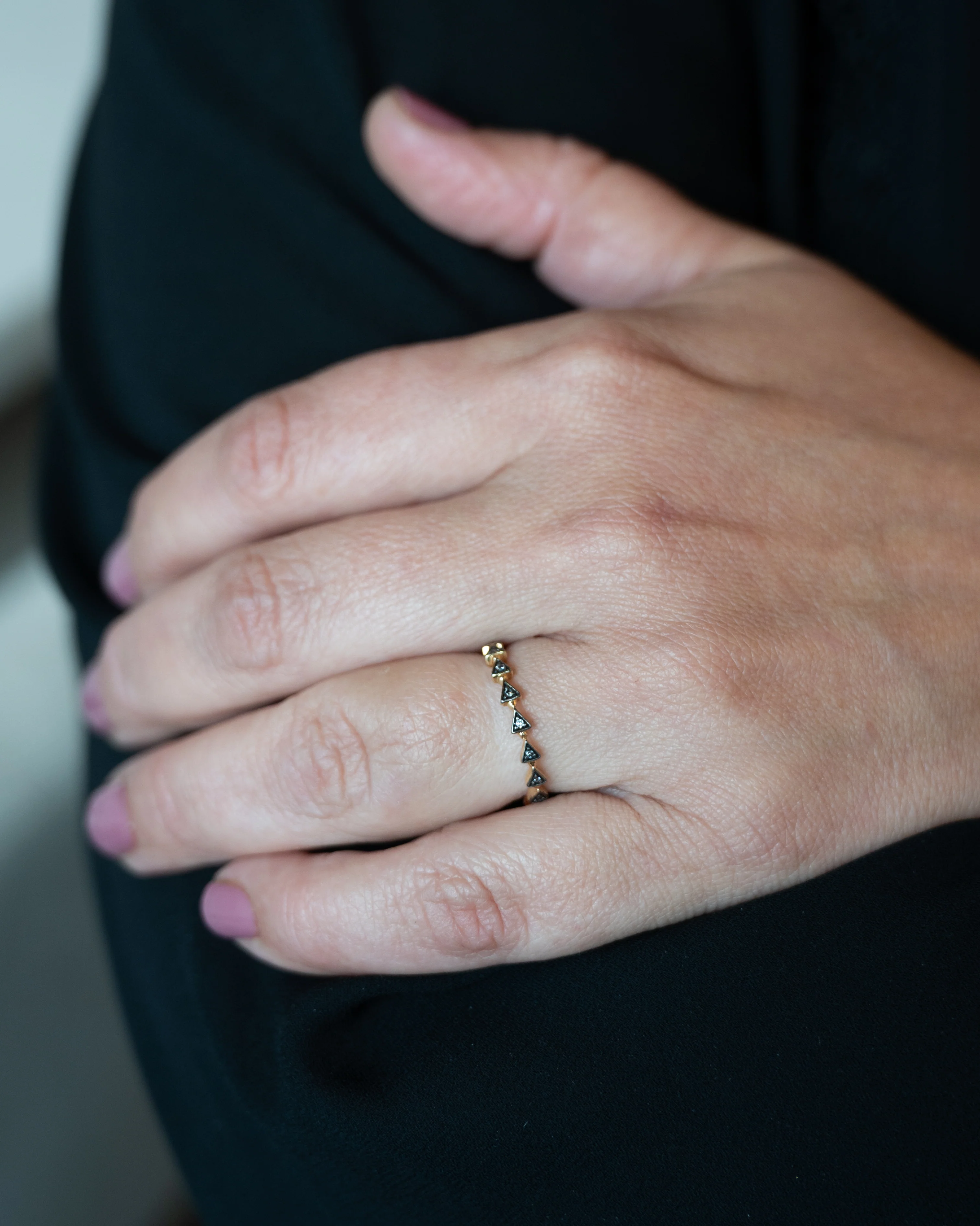 .06 Diamond Geometric Wedding Band in 18k - Image 7