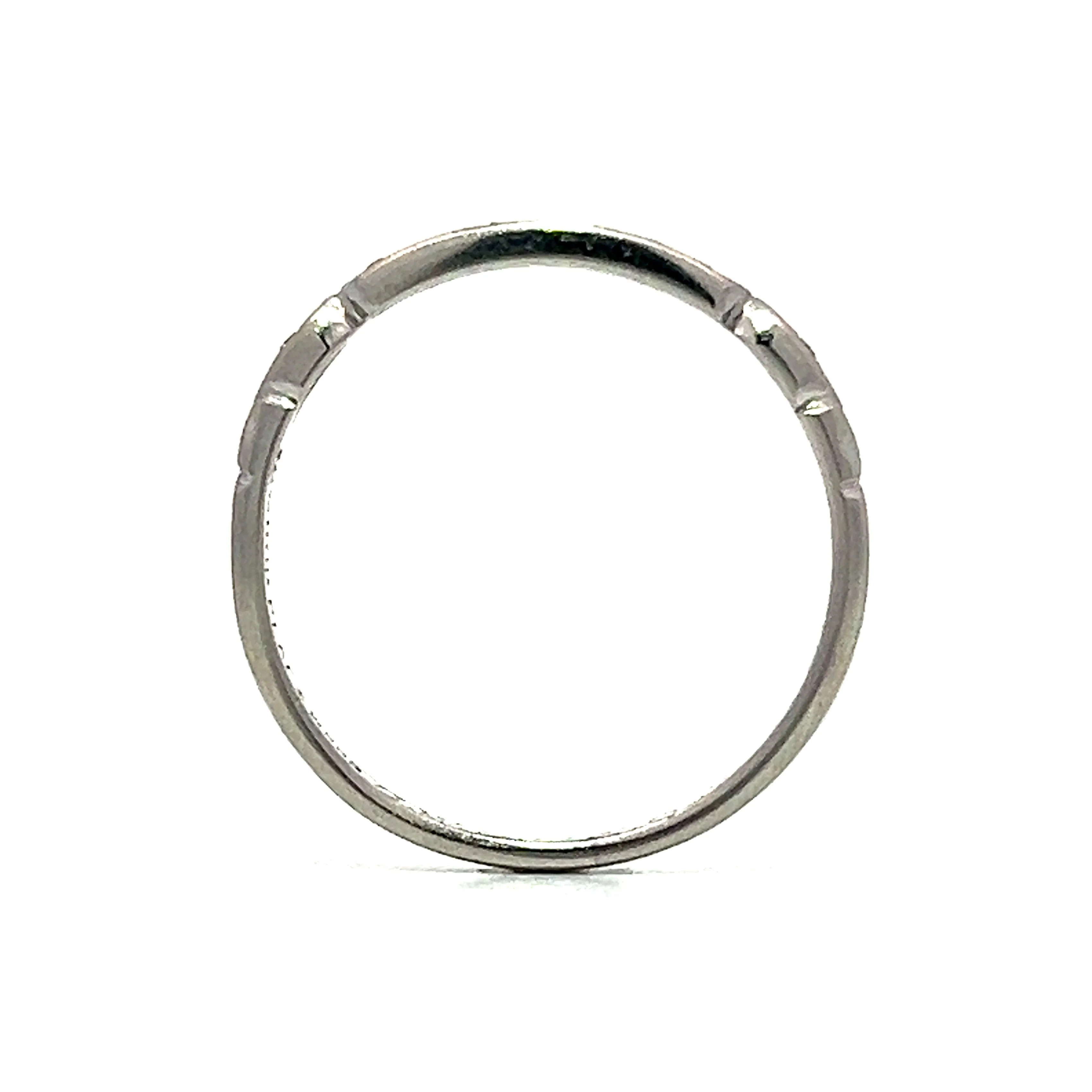 .07 Antique Art Deco Diamond Wedding Band in White Gold - Image 4