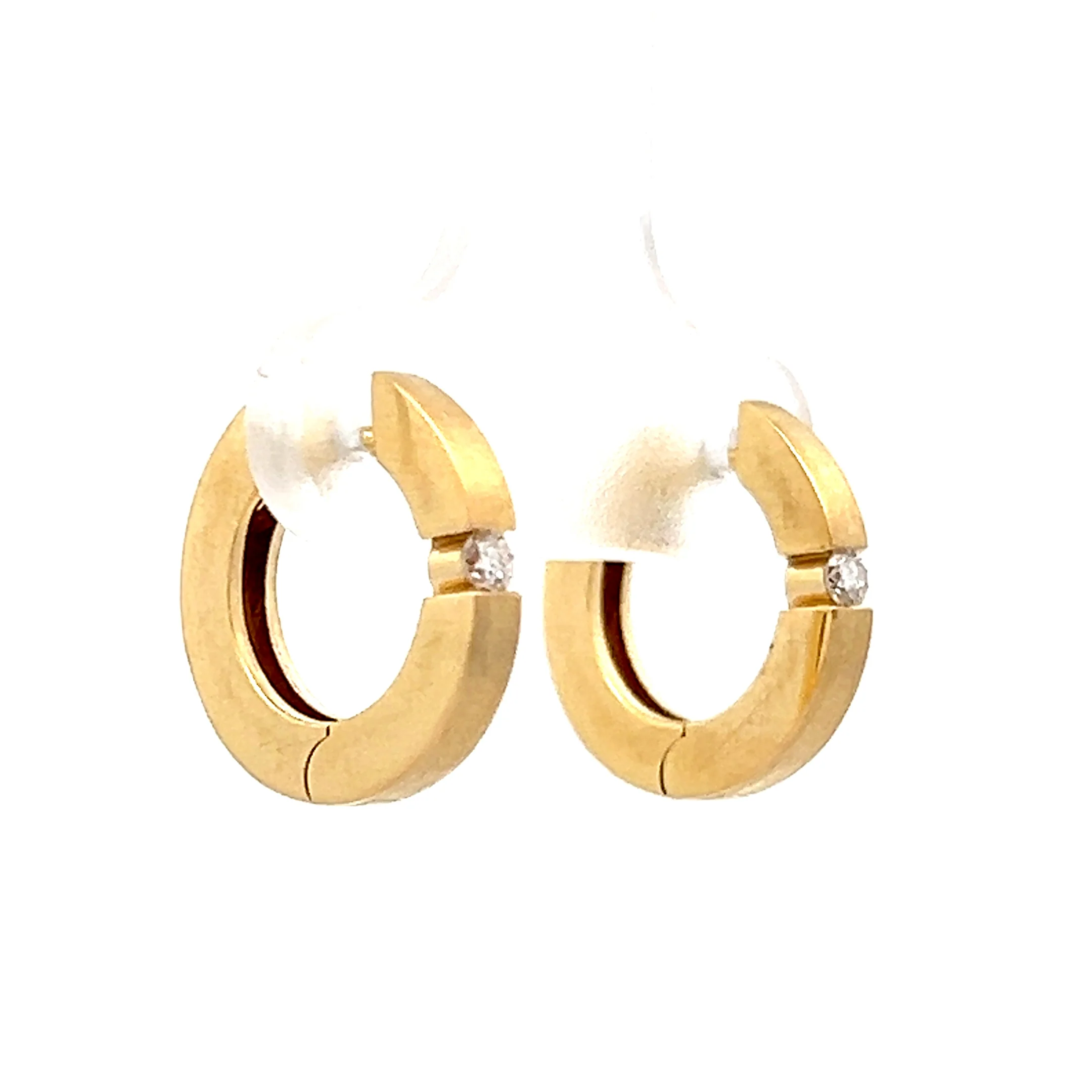 .07 Flat Edge Huggie Hoop Earrings in 18k - Image 3