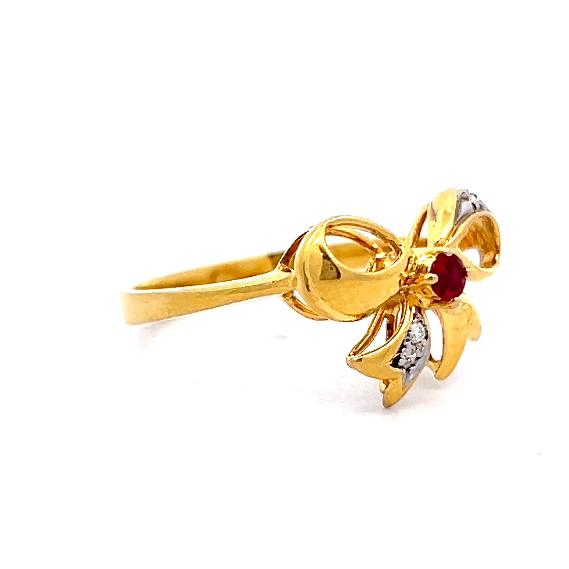 .09 Ruby & Diamond Cocktail Ring in 14k Yellow Gold - Image 3