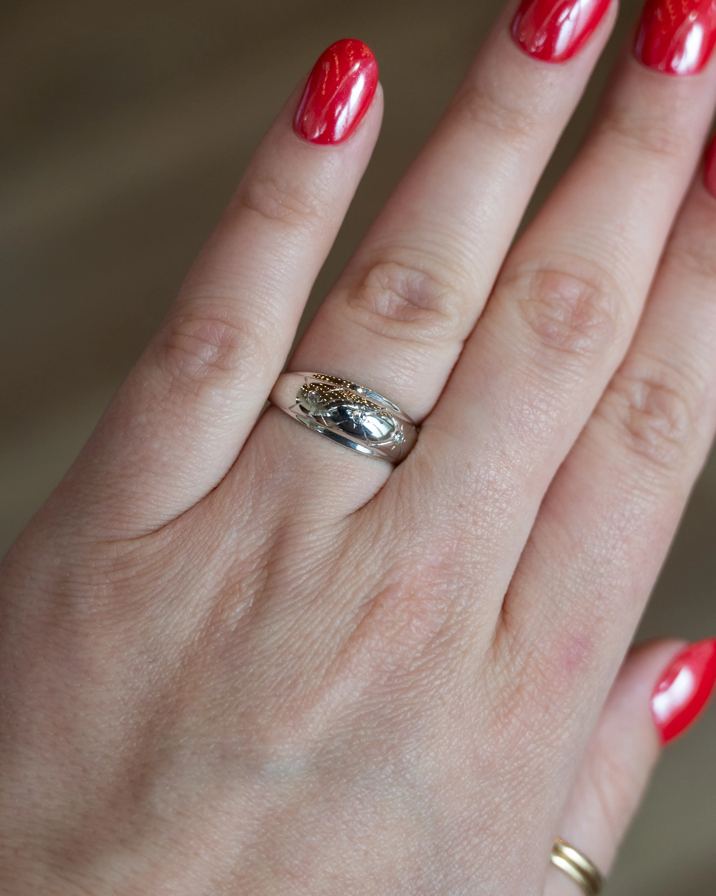 .09 Vintage Diamond Three Stone Ring 14k White Gold - Image 7