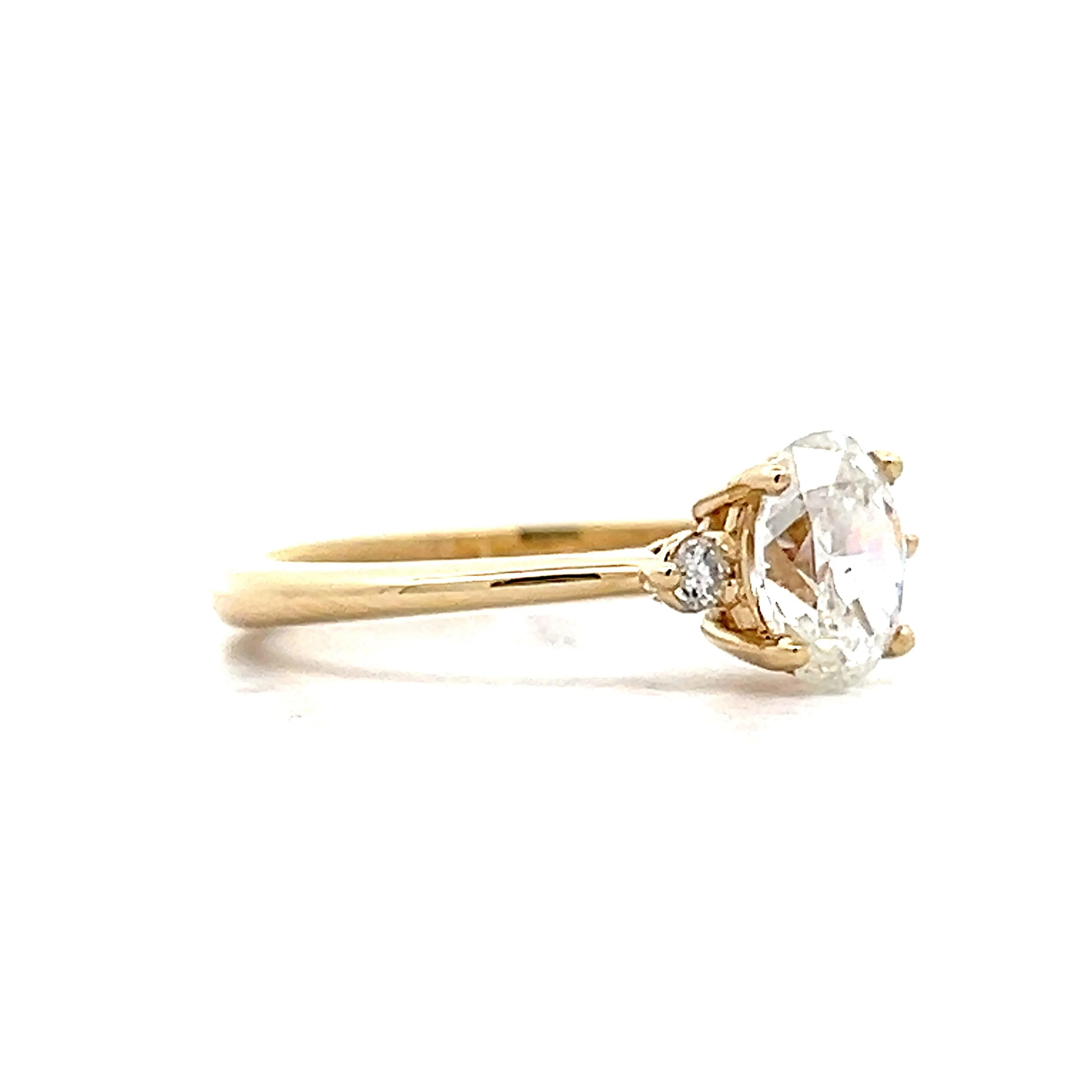 1.00 Oval Diamond Engagement Ring Yellow Gold - Image 3