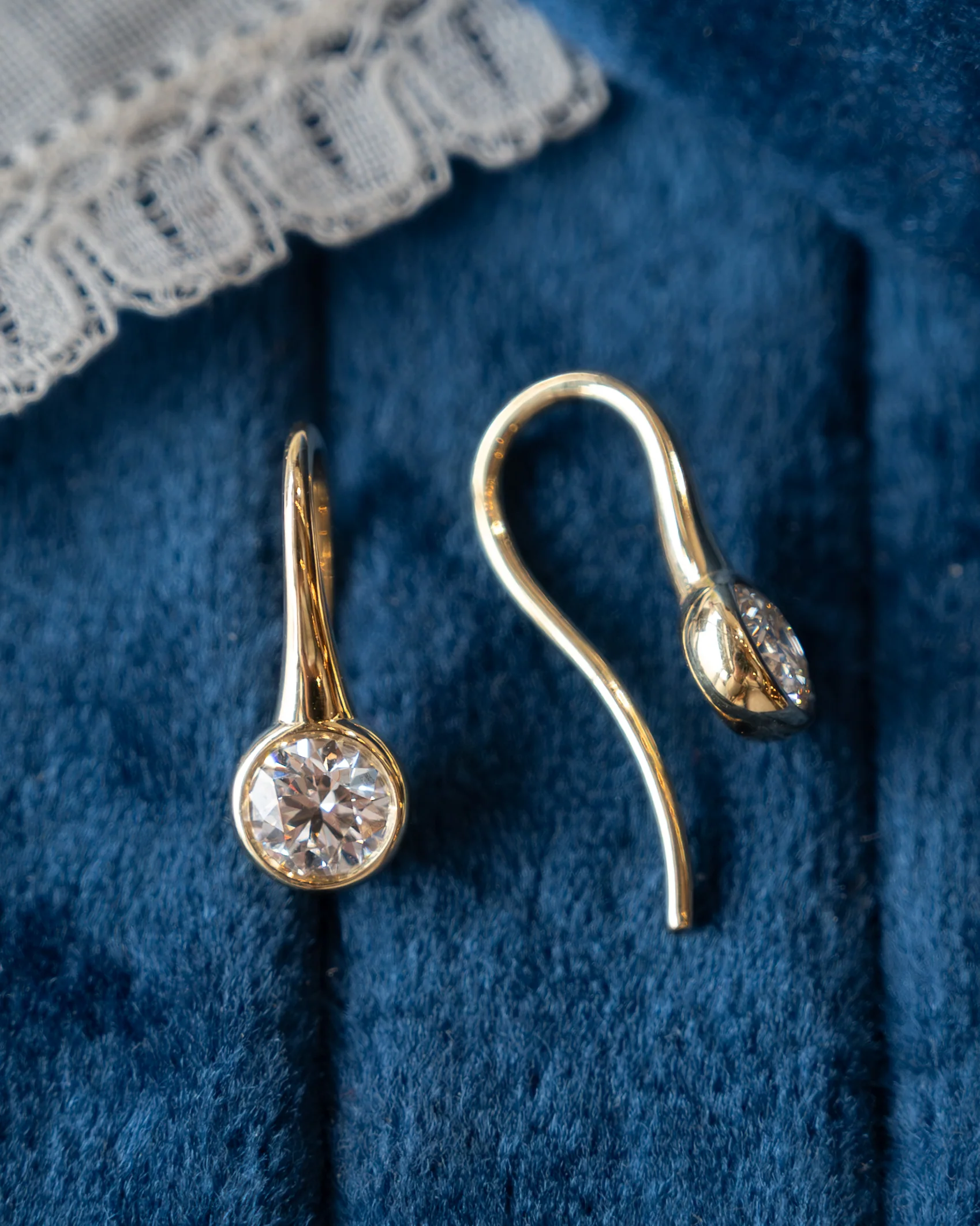 1.01 Bezel Diamond Drop Earrings 18k Yellow Gold - Image 5