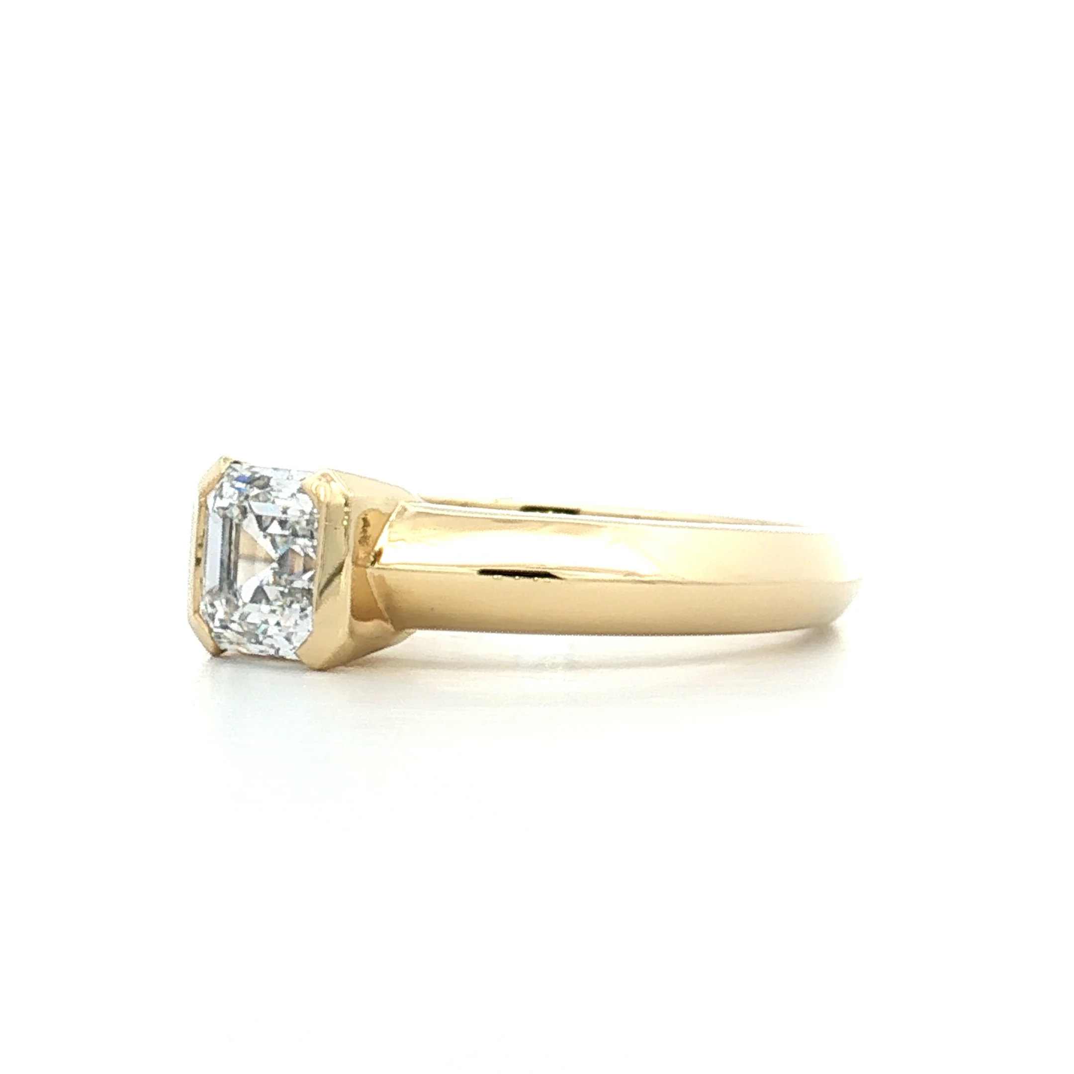 1.01 GIA Asscher Diamond Engagement Ring 18k - Image 2