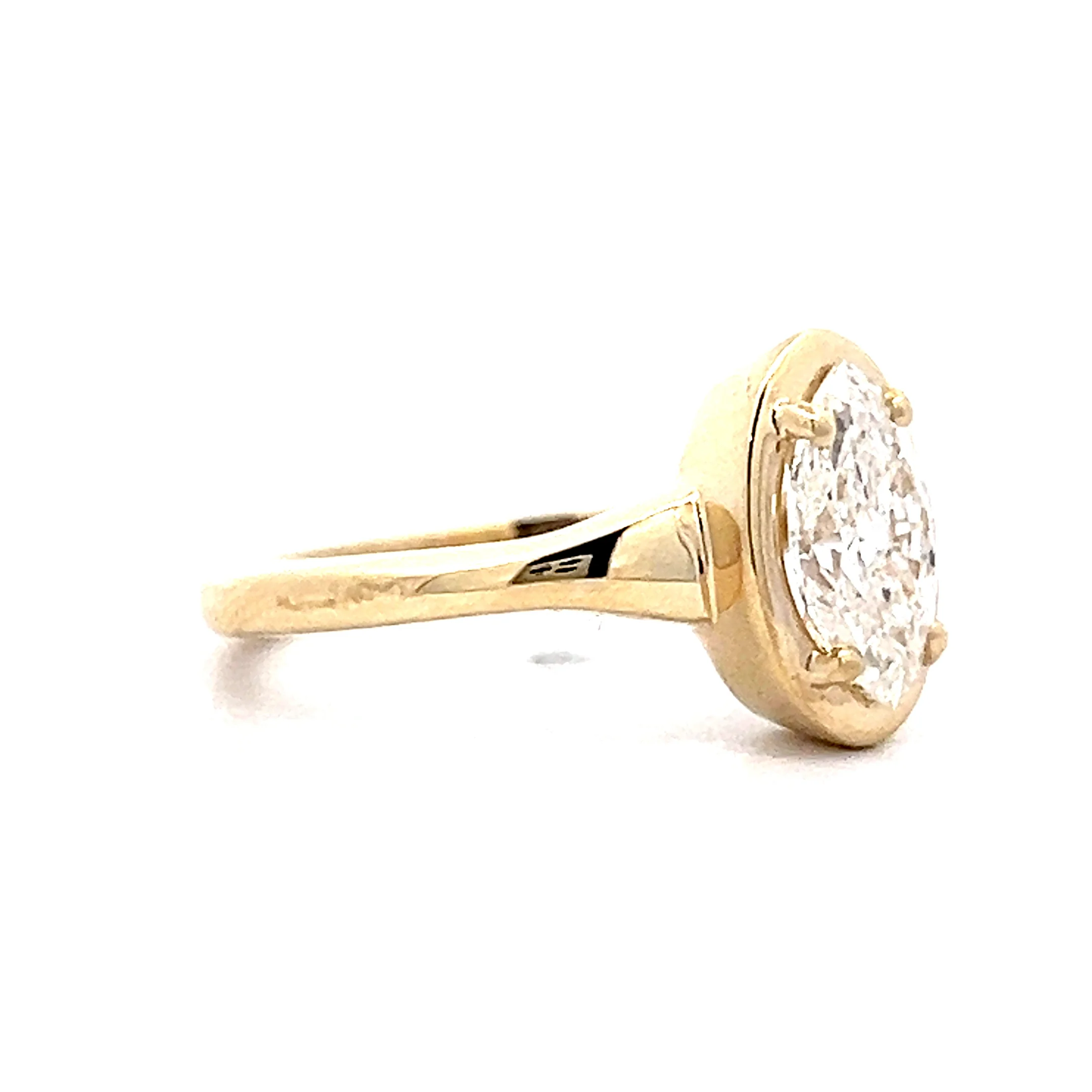1.01 Marquise Diamond Engagement Ring in 14k Yellow Gold - Image 3