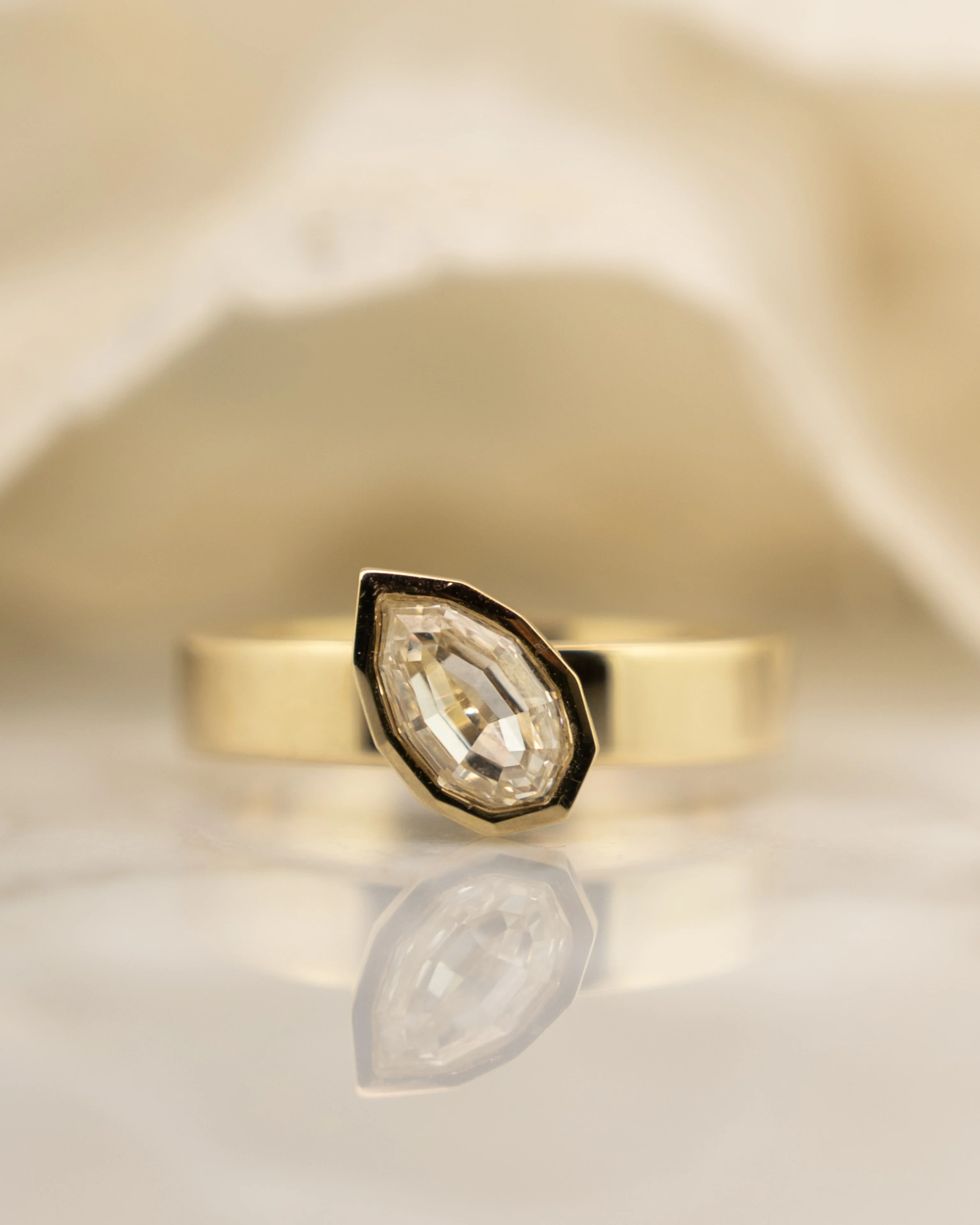 1.01 Pear Cut Diamond Engagement Ring in 14k - Image 6