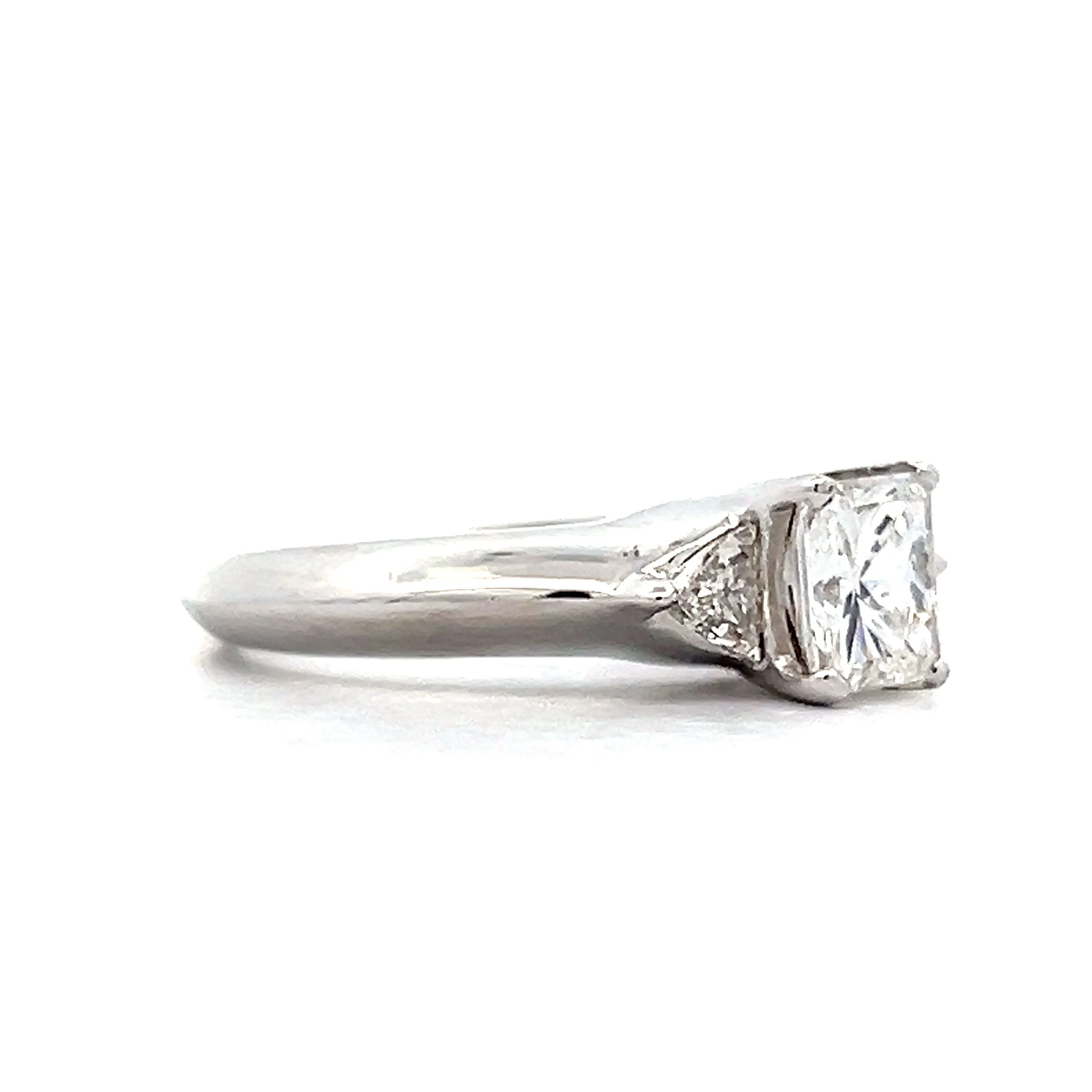 1.01 Radiant Cut Diamond Engagement Ring in 18k - Image 3