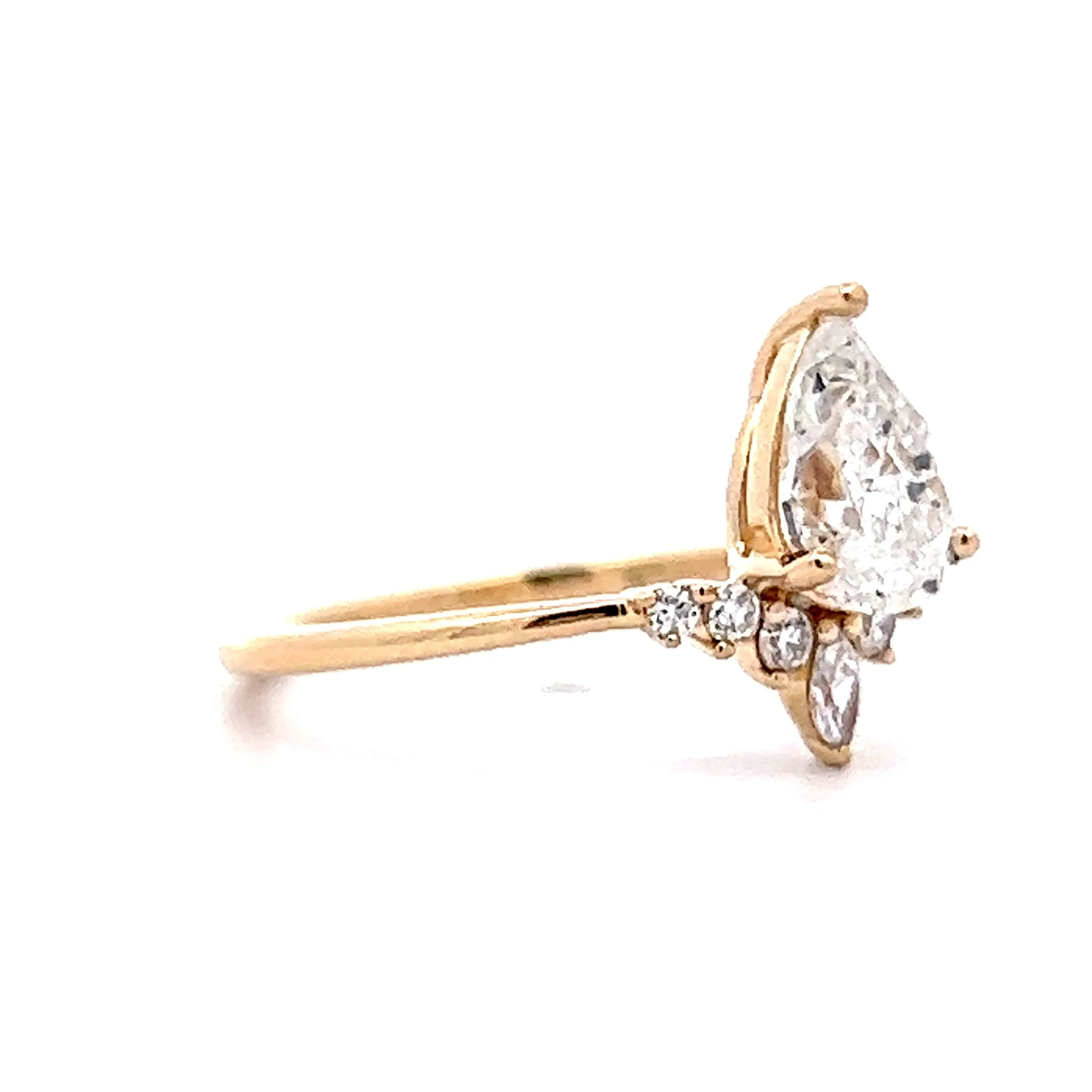 1.05 Pear Cut Diamond Engagement Ring in 14k Yellow Gold - Image 3