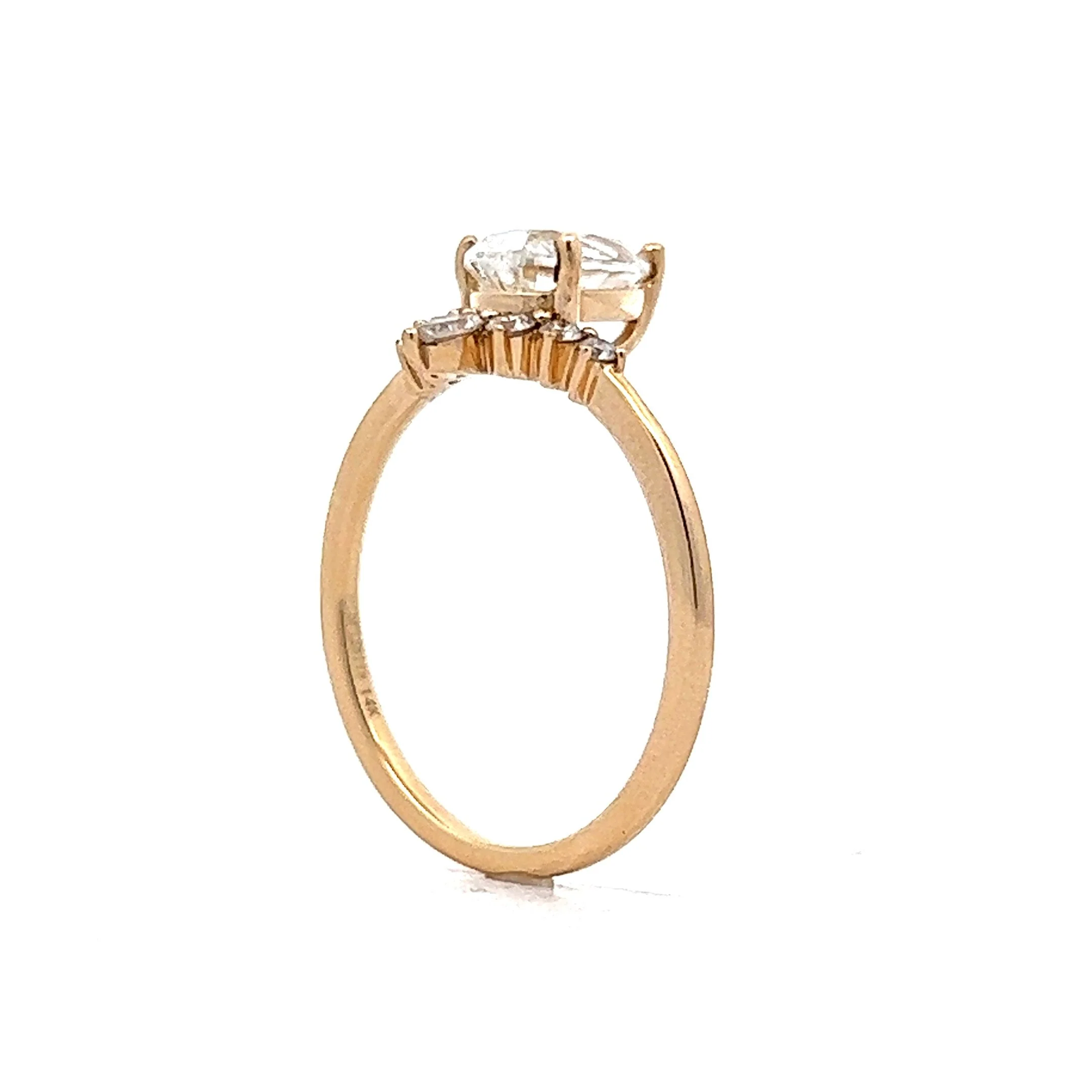 1.05 Pear Cut Diamond Engagement Ring in 14k Yellow Gold - Image 5