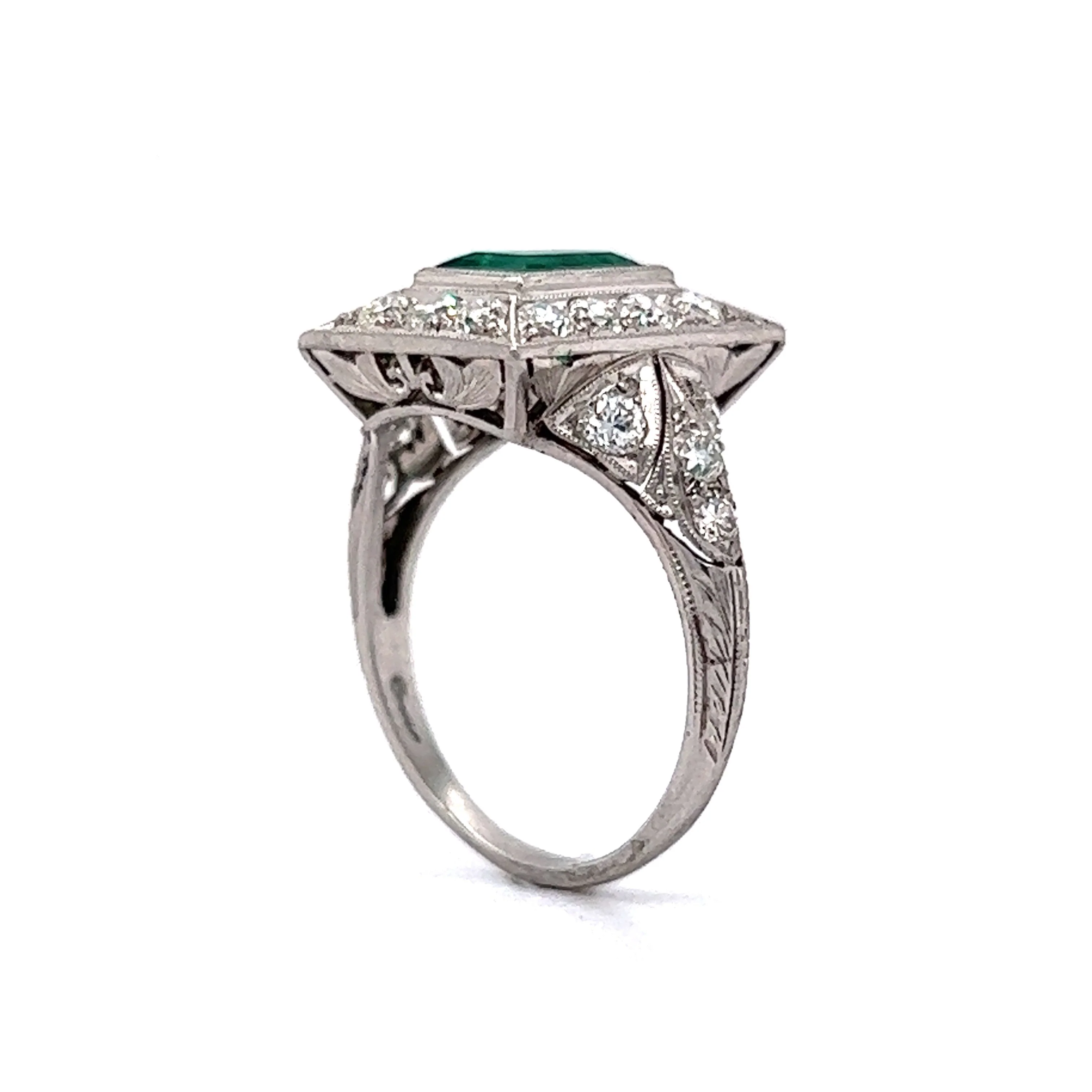 1.07 Art Deco Emerald & Diamond Cocktail Ring in Platinum - Image 5