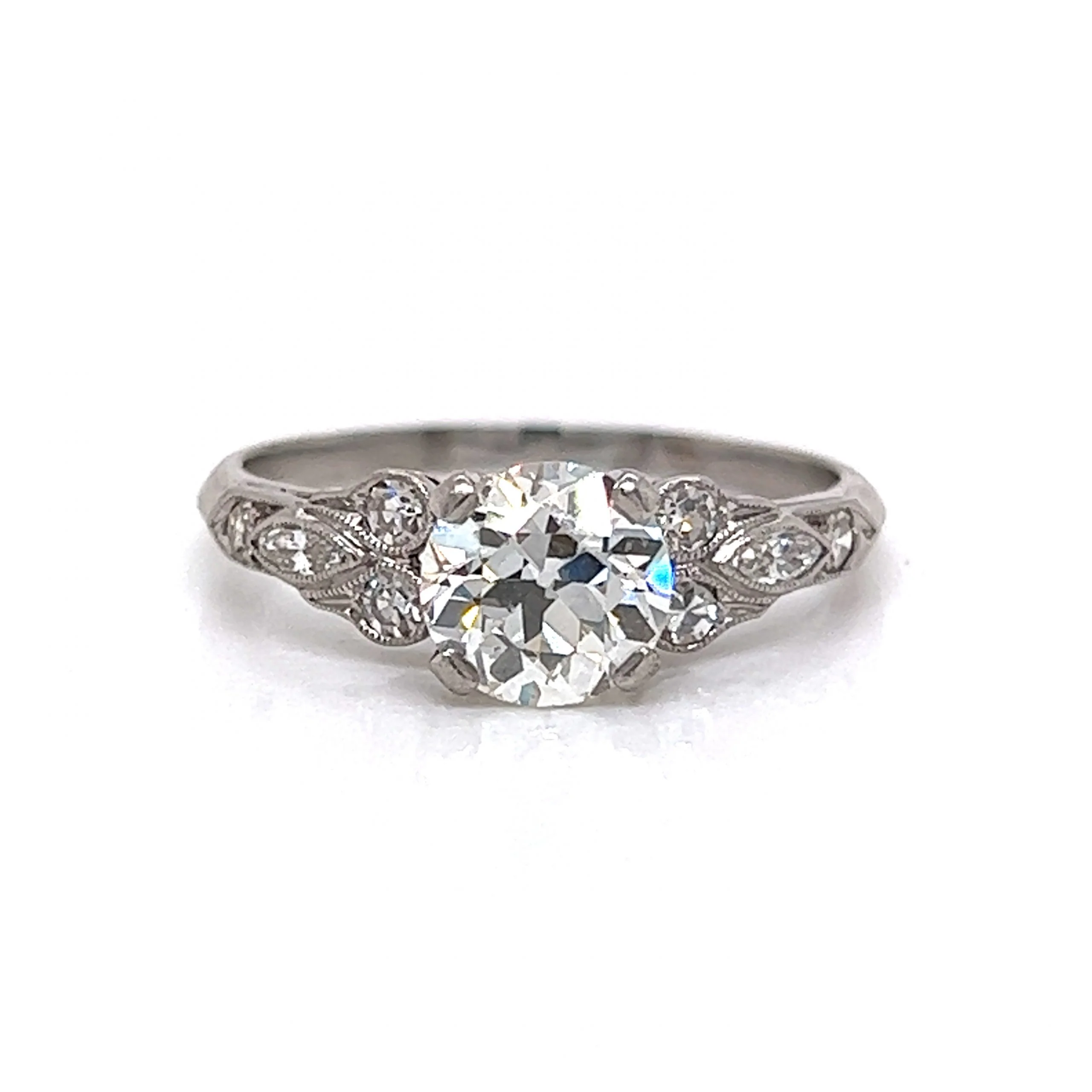 1.08 Antique Art Deco Diamond Engagement Ring in Platinum