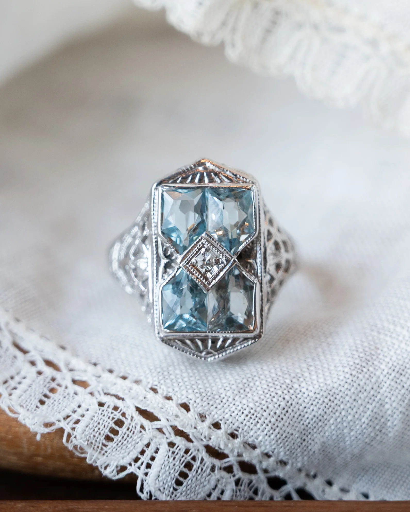 1.08 Antique Art Deco Shield Cut Aquamarine in 14k - Image 6