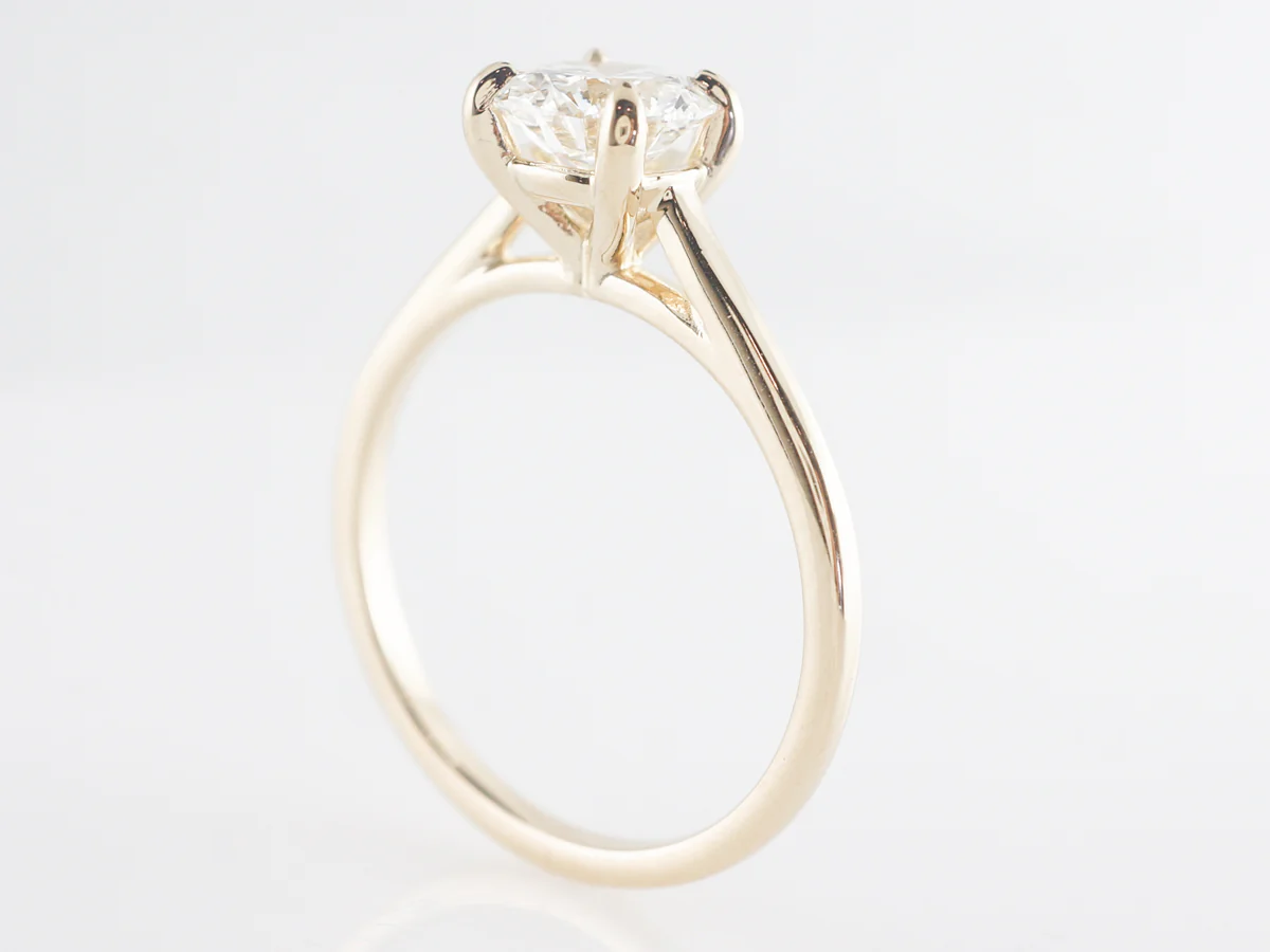 1.08 Carat GIA Certified Solitaire Diamond Engagement Ring - Image 5