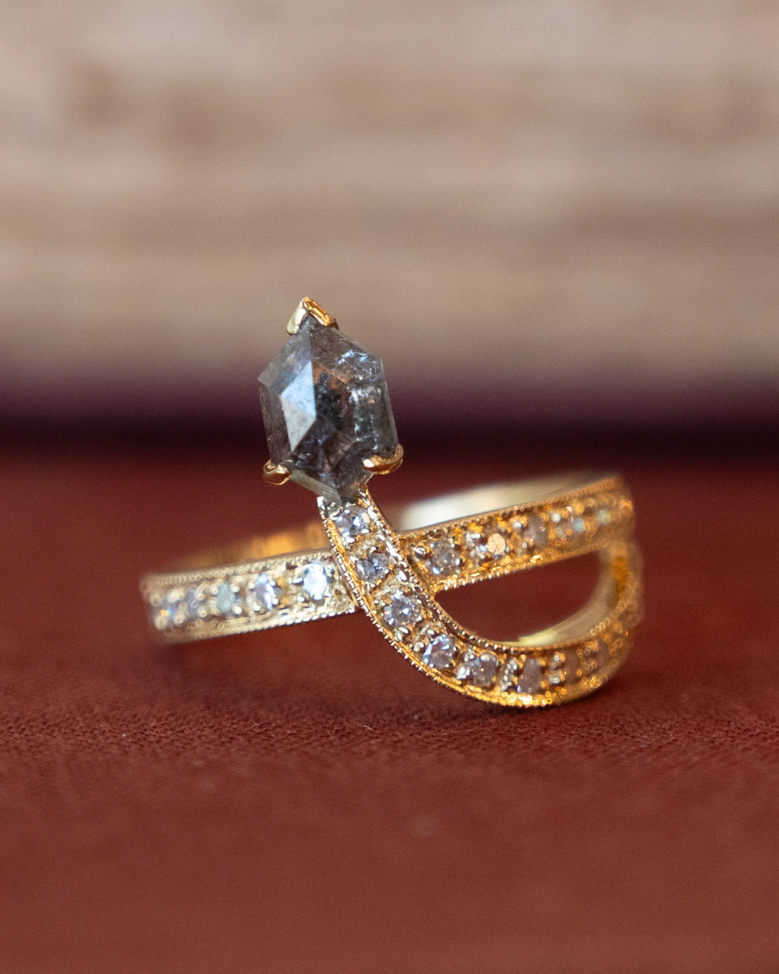 1.08 Hexagon Diamond Snake Ring 18k Yellow Gold - Image 6