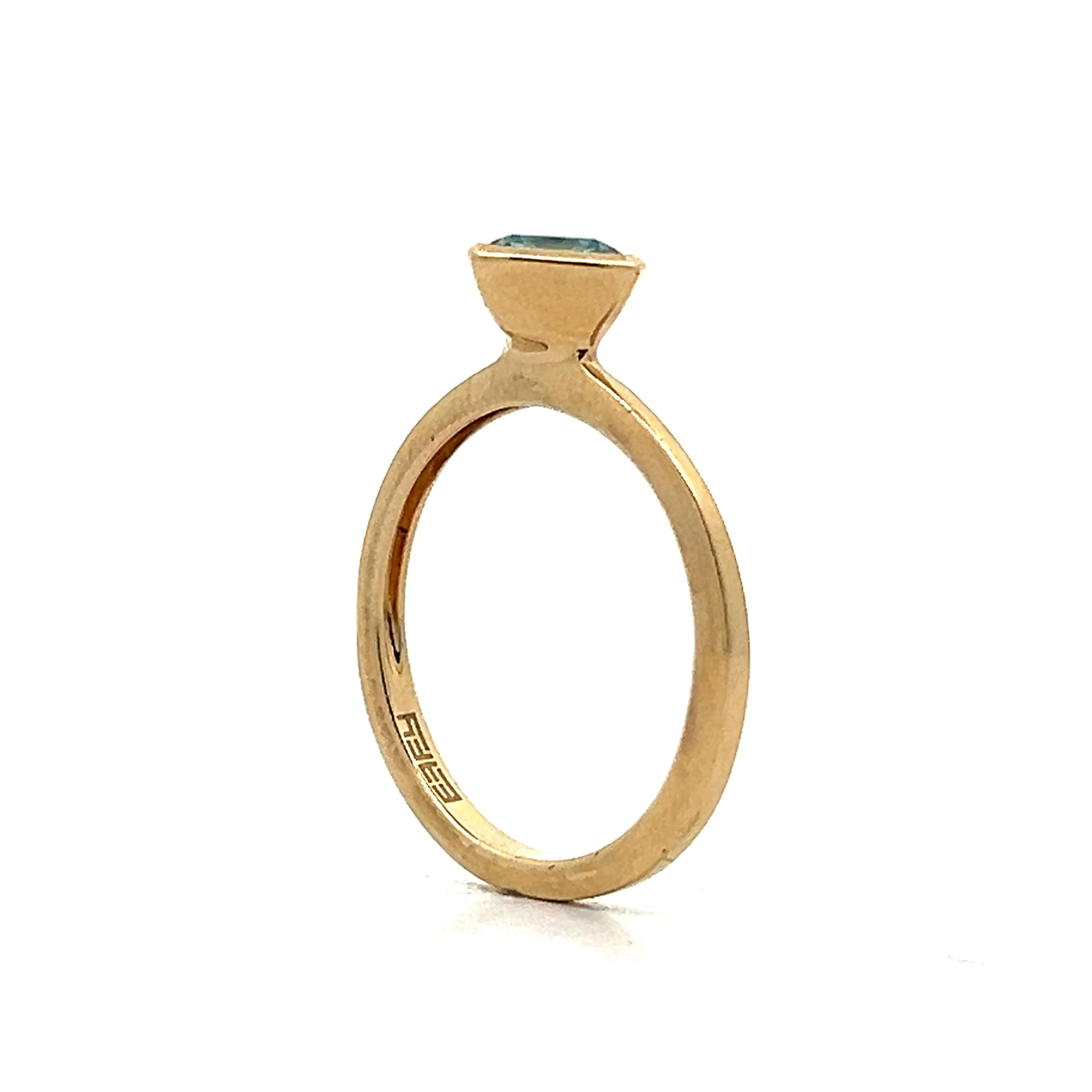 1.09 Square Cut Blue Topaz in 14k Yellow Gold - Image 5