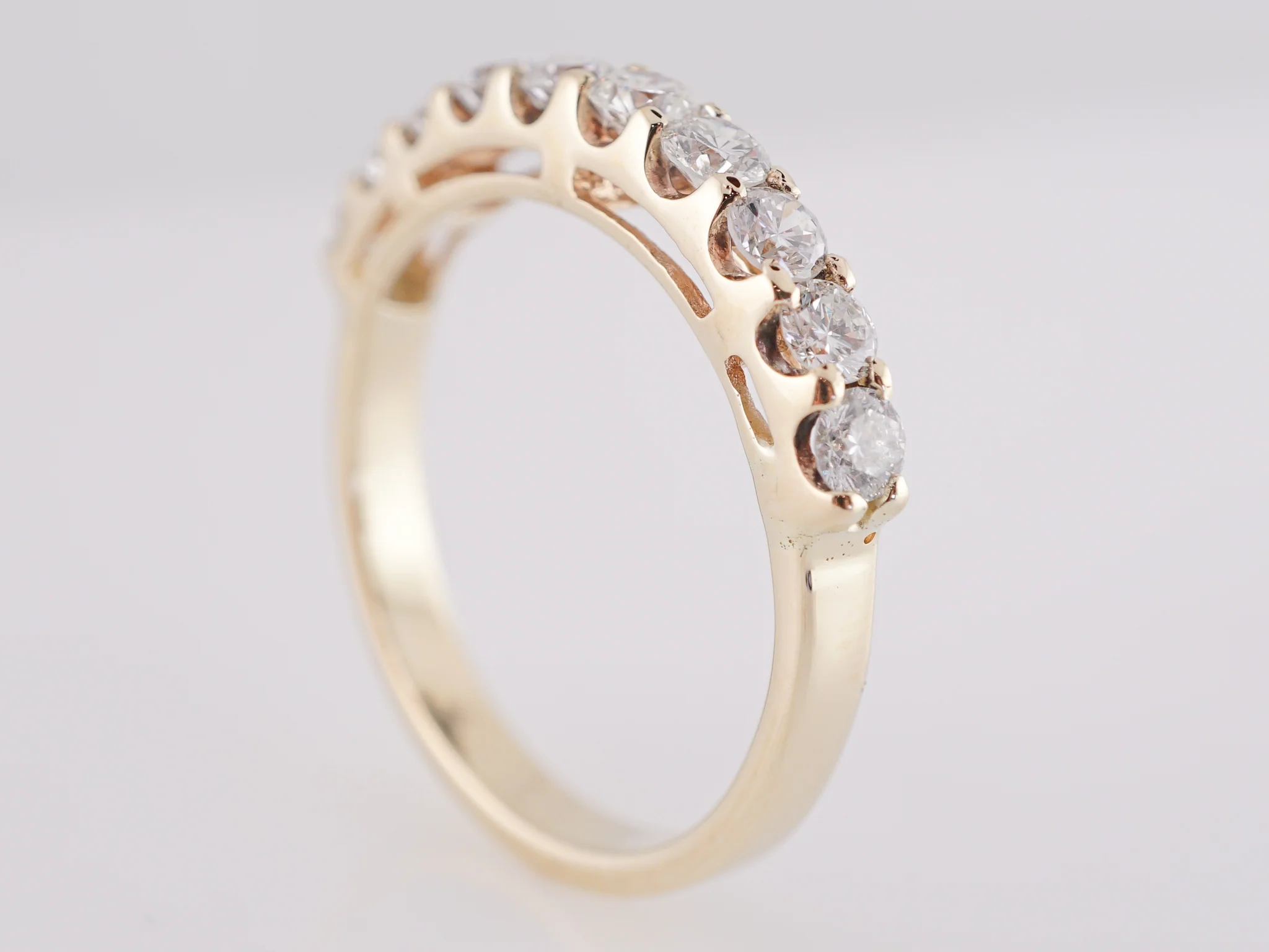 1.10 Diamond Wedding Band in 14k Yellow Gold - Image 5