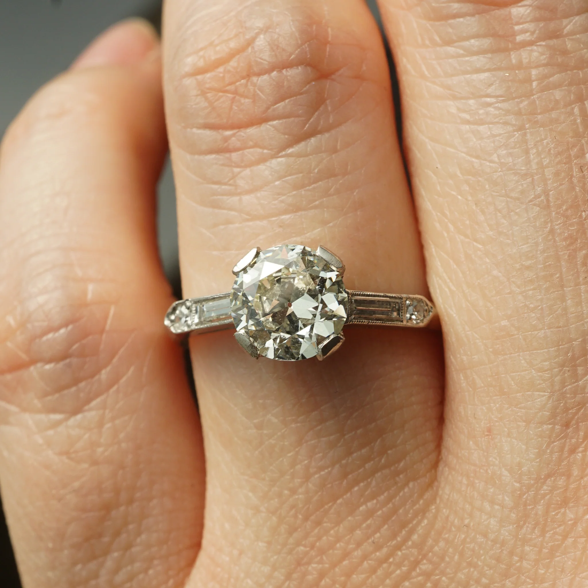 1.14 Art Deco Diamond Engagement Ring in Platinum - Image 5