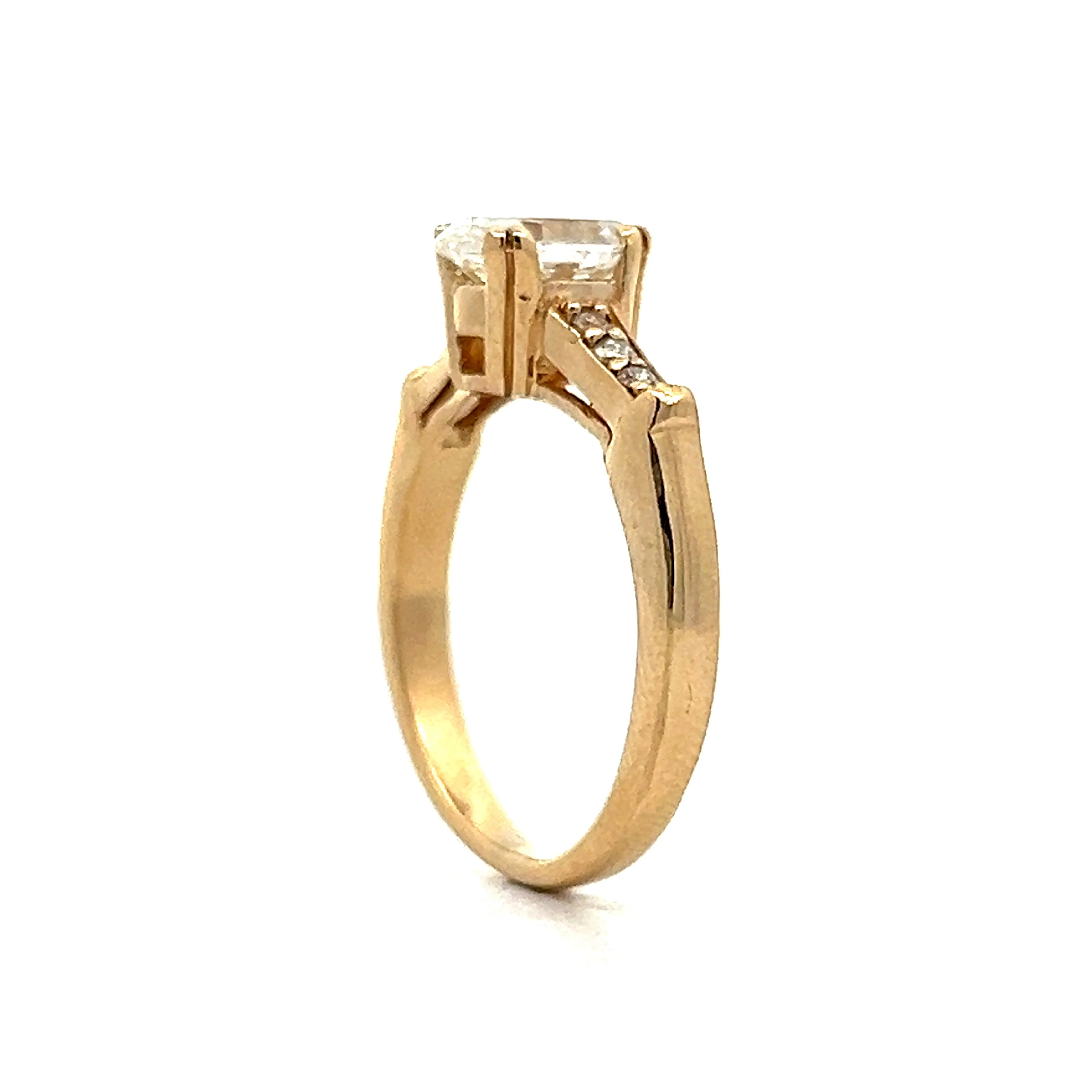 1.18 Oval Diamond Engagement Ring in Yellow Gold - Image 5