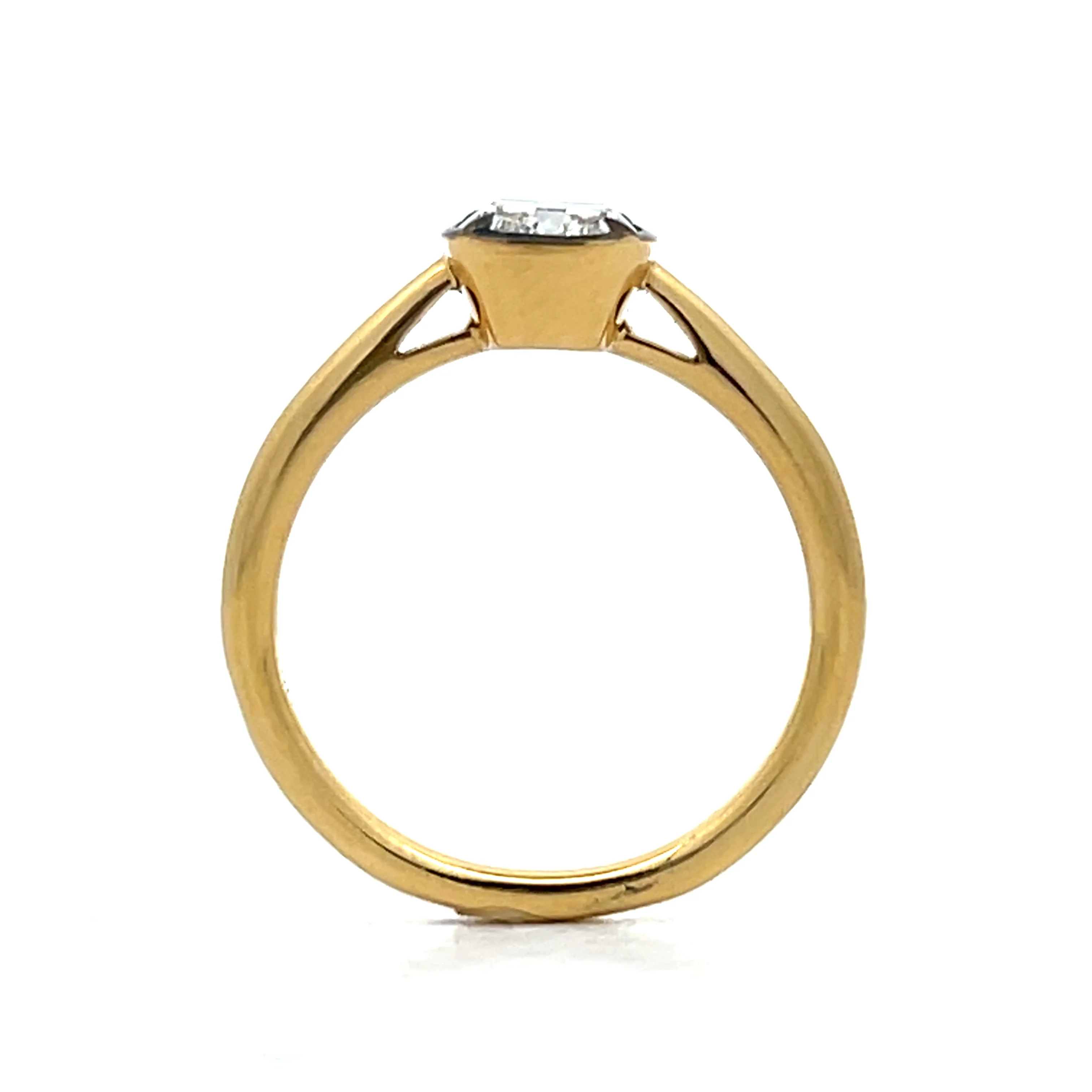 1.21 Cushion Solitaire Diamond Engagement Ring in 18k - Image 4