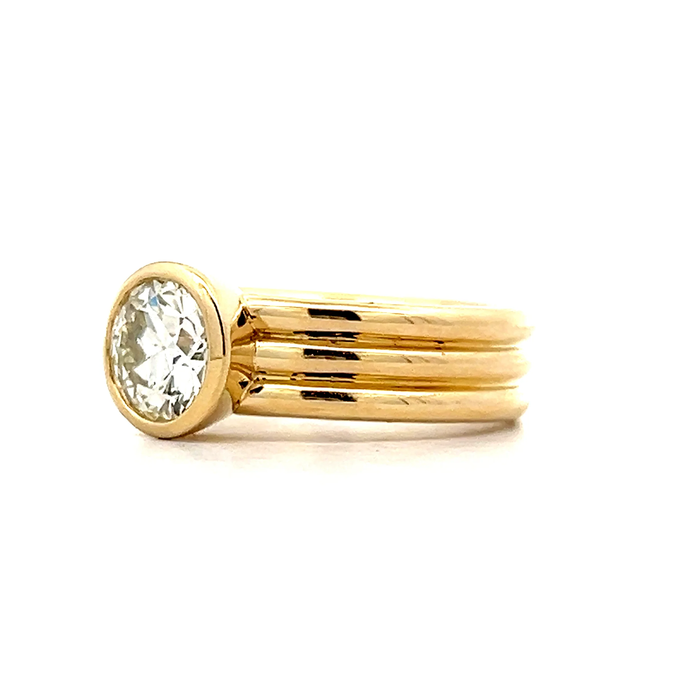 1.32 Round Brilliant Diamond Engagement Ring in 14k - Image 2