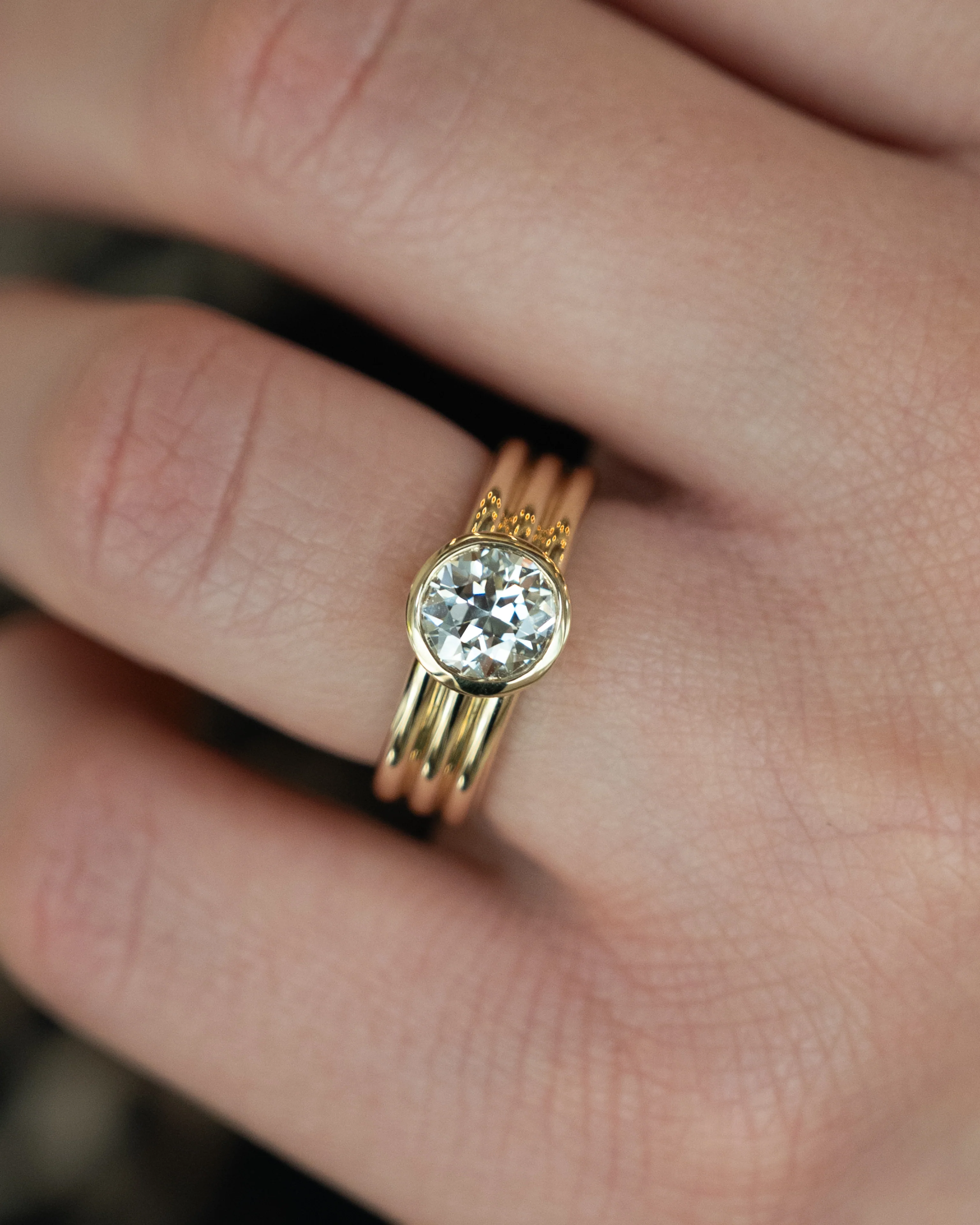 1.32 Round Brilliant Diamond Engagement Ring in 14k - Image 7