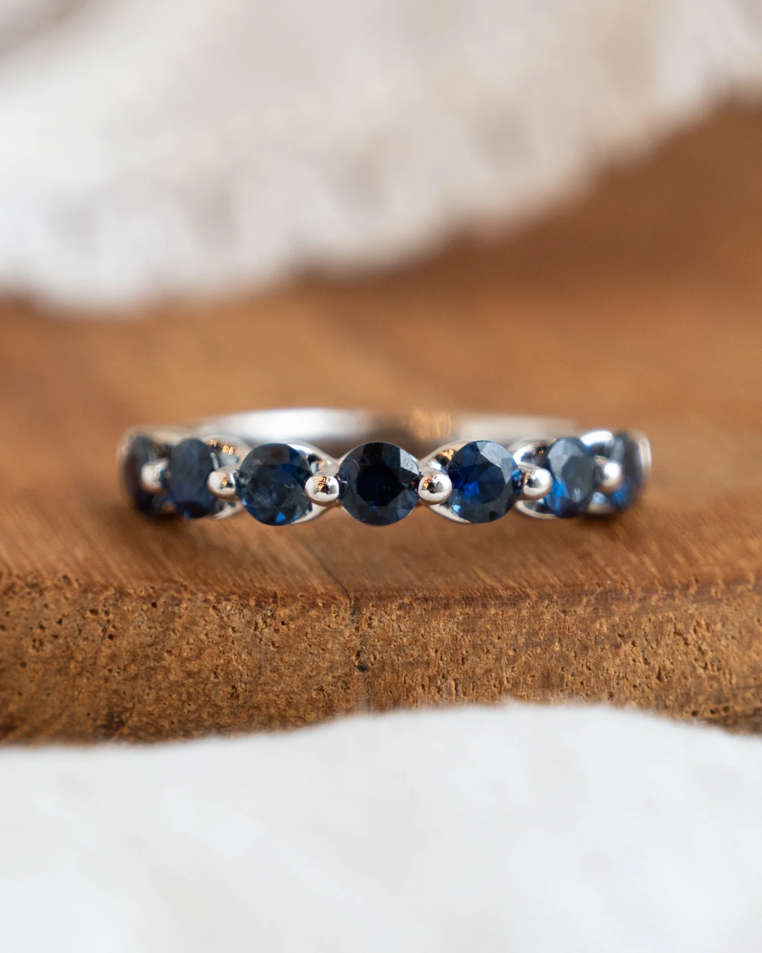 1.40 Round Cut Blue Sapphire Band in 14k - Image 6