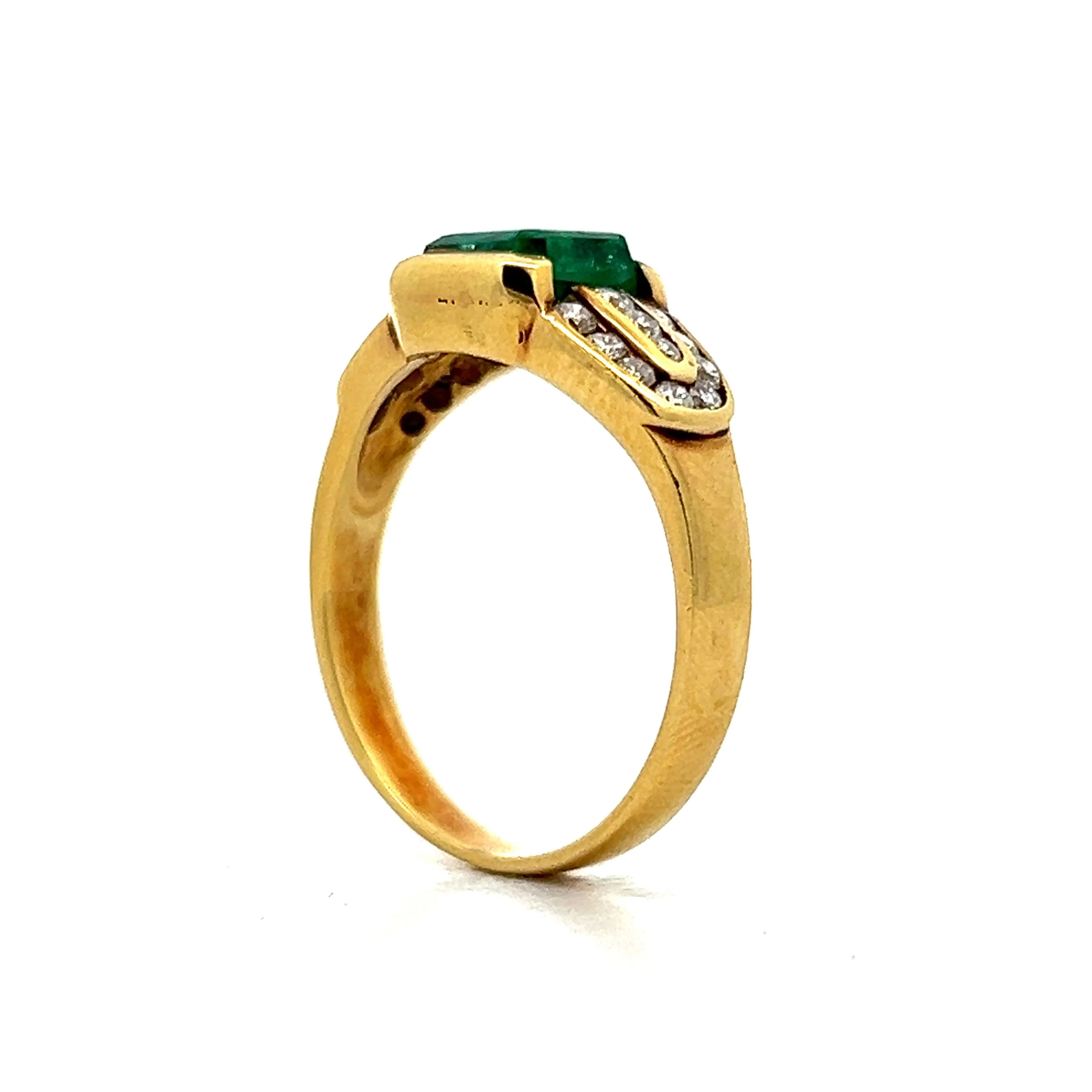 1.42 Square Emerald Engagement Ring in 18k Yellow Gold - Image 5