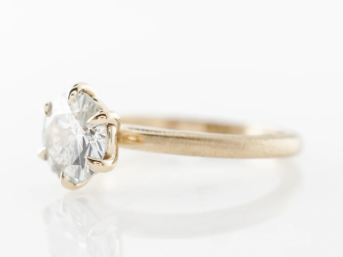 1.44 Round Brilliant cut Diamond Solitaire Engagement Ring - Image 2
