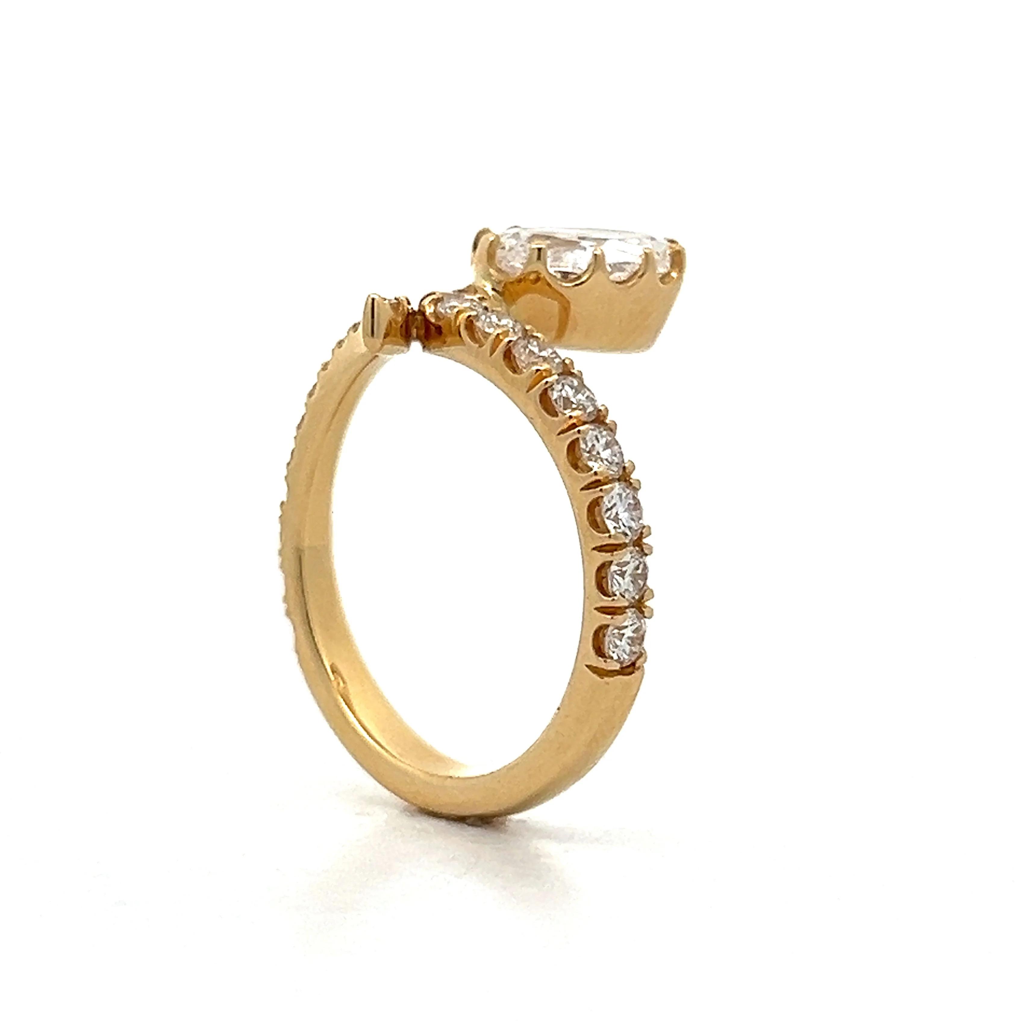 1.50 Antique Oval Diamond Snake Ring in 18k - Image 5