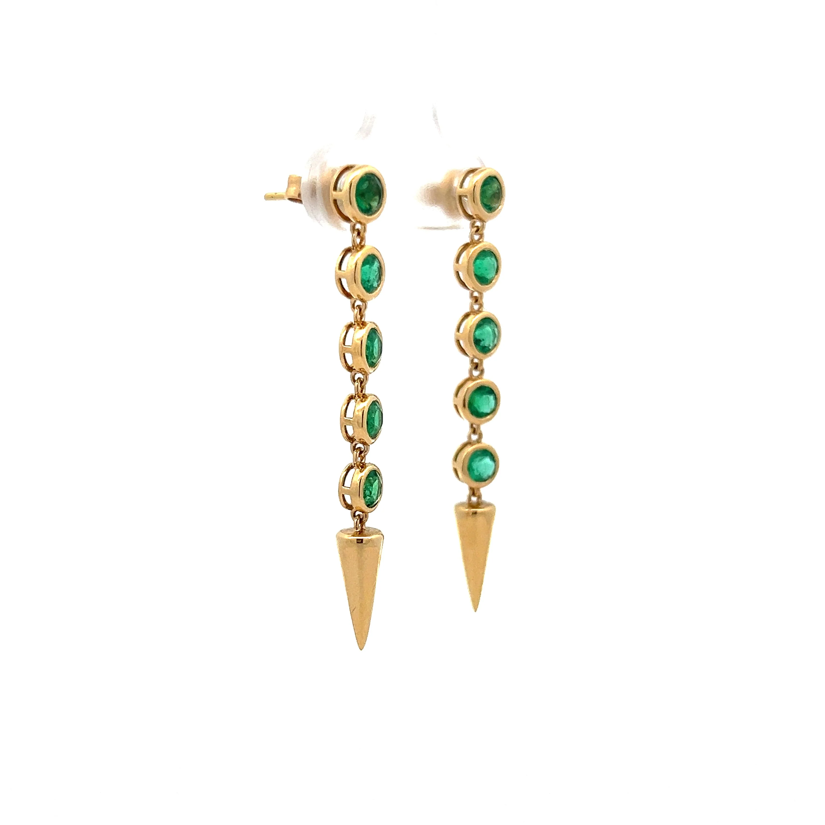 1.50 Emerald Drop Earrings in 18k Yellow Gold - Image 3