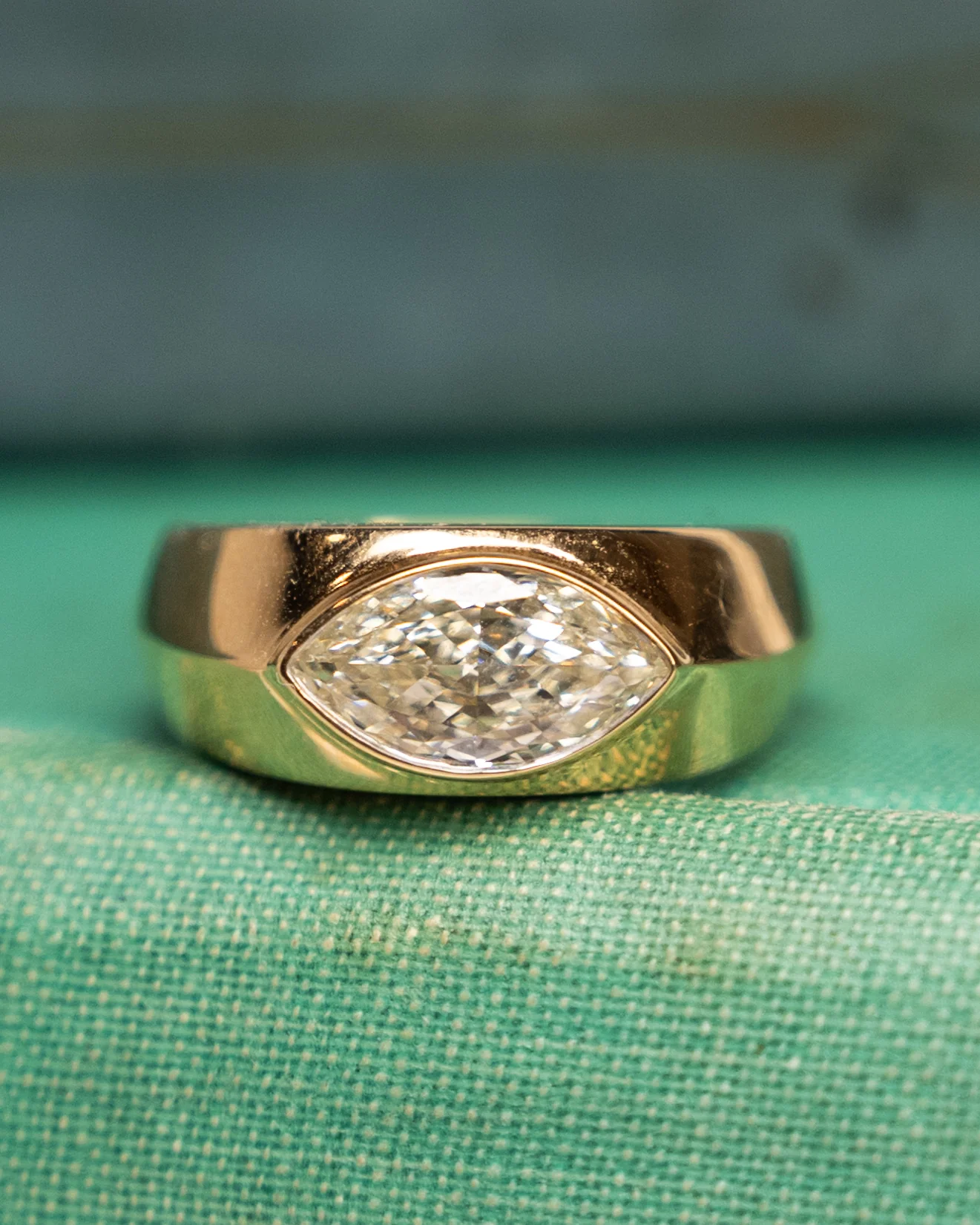 1.50 Marquise Diamond Solitaire Ring 18k Yellow Gold - Image 6