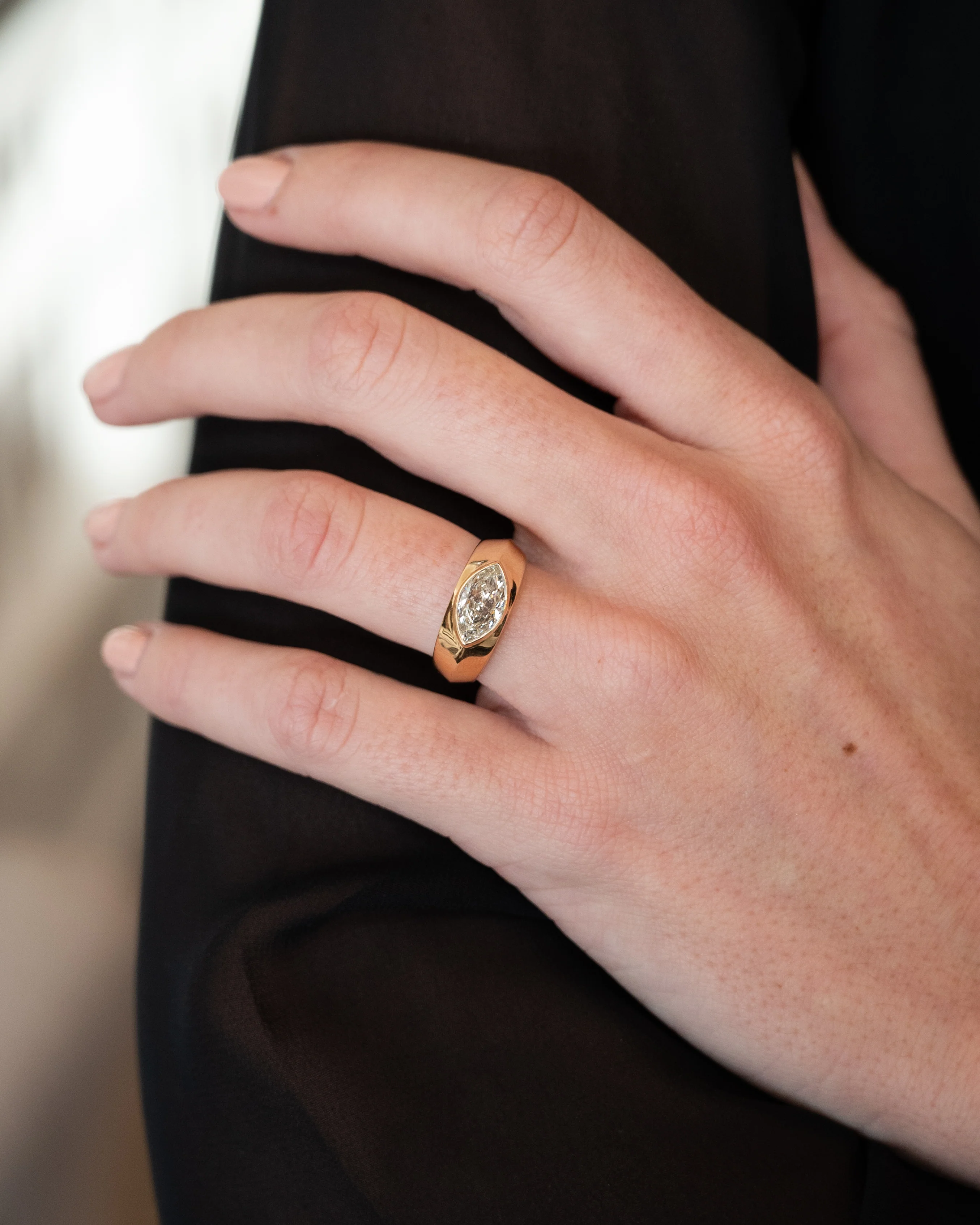 1.50 Marquise Diamond Solitaire Ring 18k Yellow Gold - Image 7
