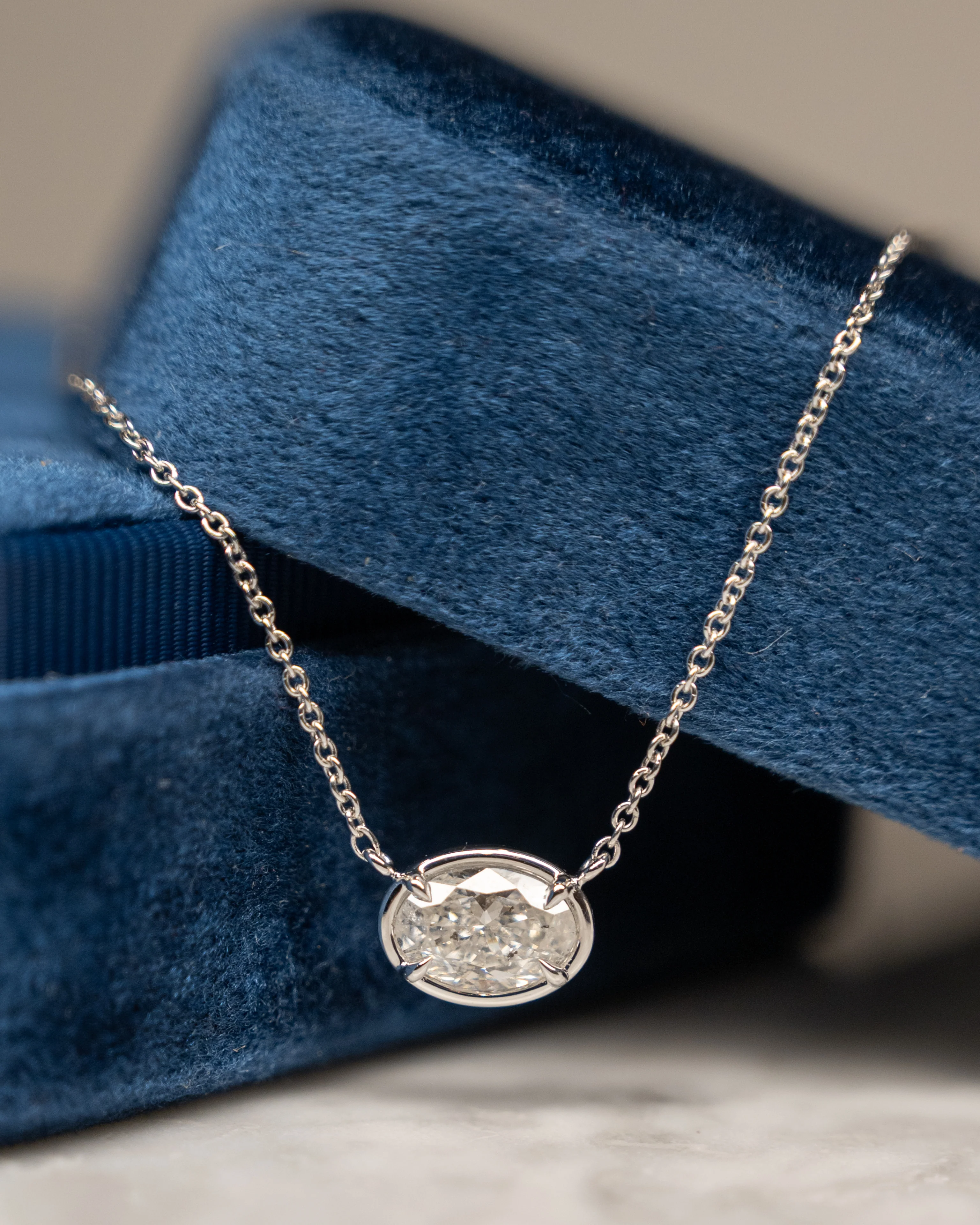 1.50 Oval Diamond Pendant Necklace in 18k - Image 5