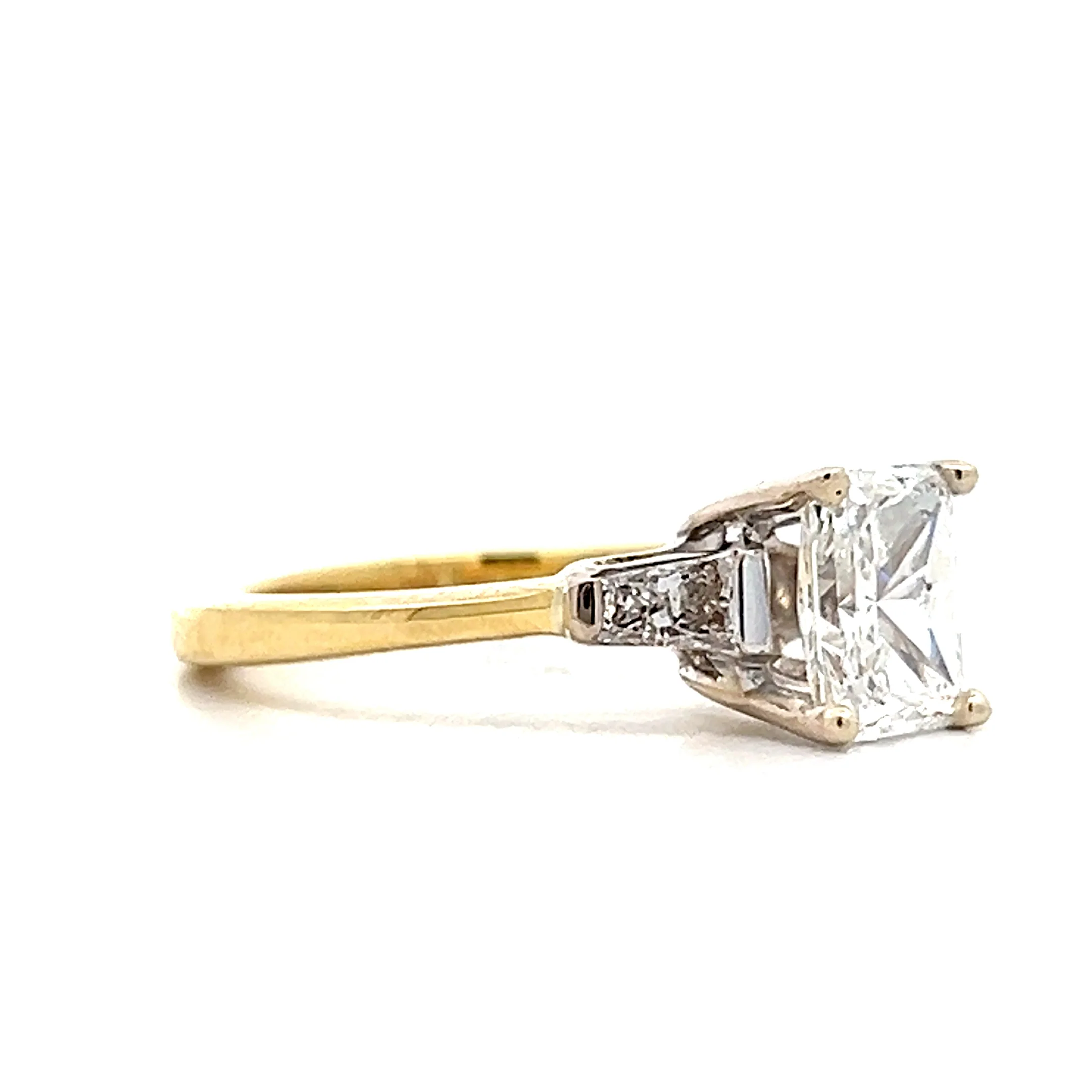 1.50 Radiant Cut Diamond Engagement Ring in 18k - Image 3