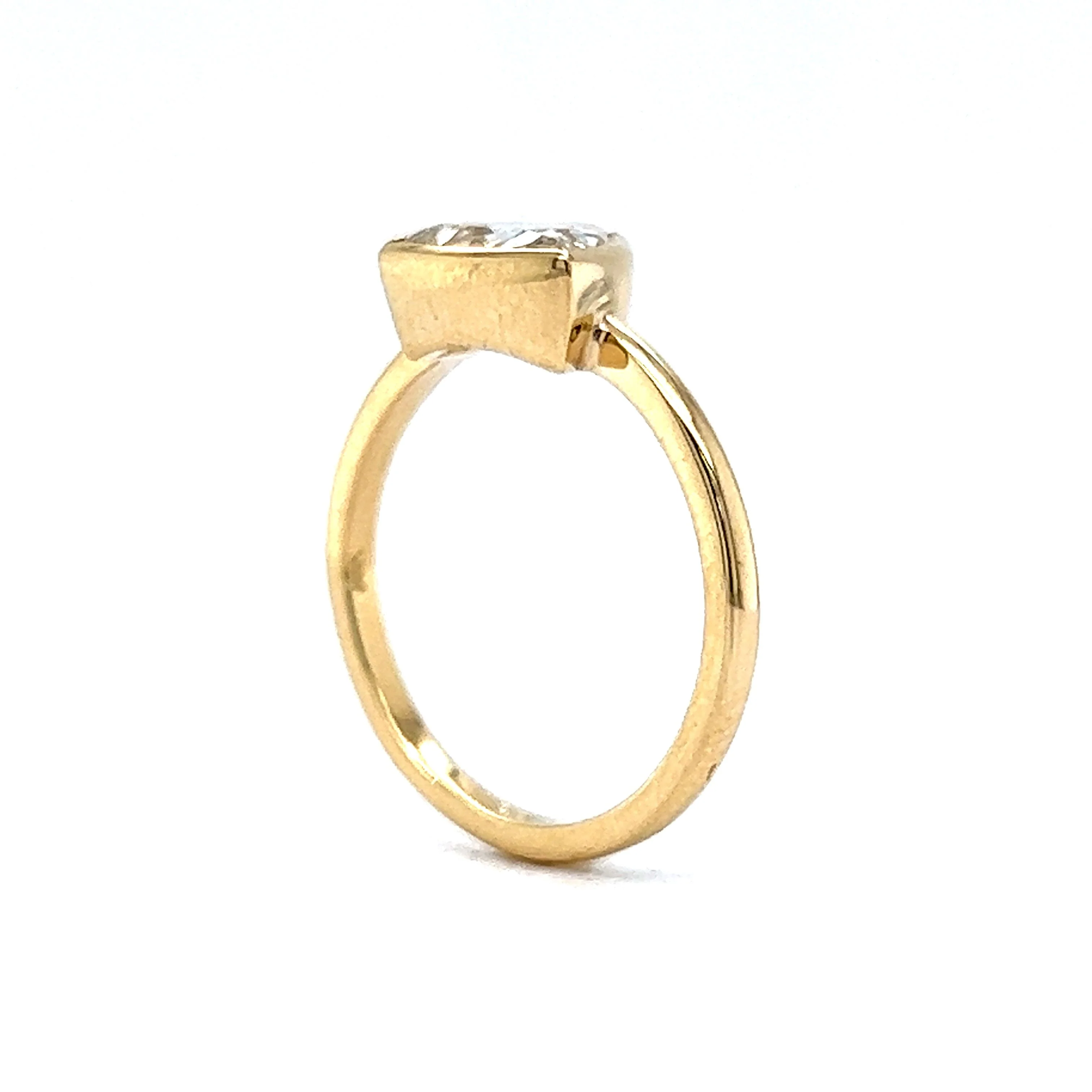 1.50 Trillion Rose Cut Diamond Engagement Ring in 14k Yellow Gold - Image 5