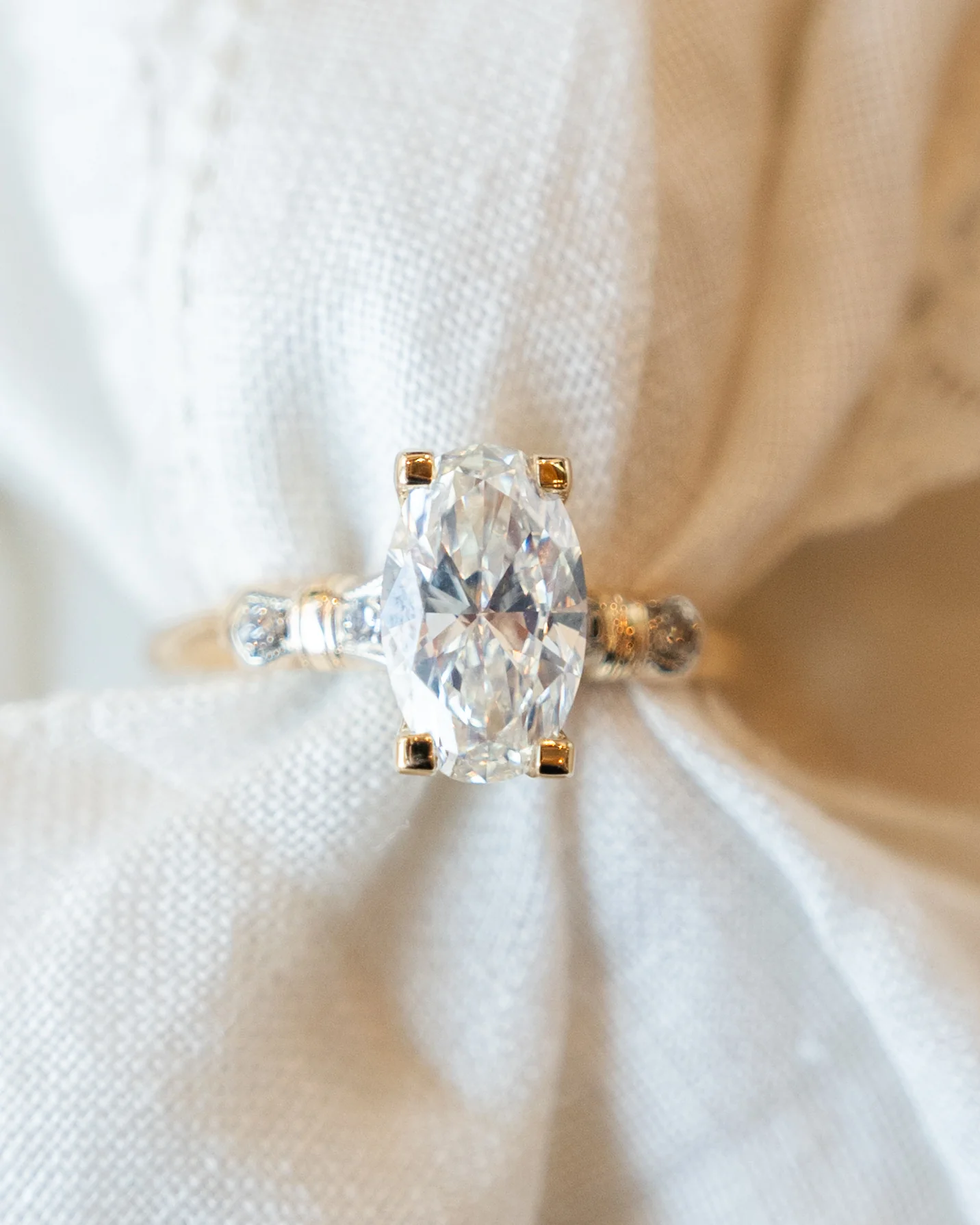 1.50 Vintage Oval Diamond Engagement Ring in 14k - Image 6