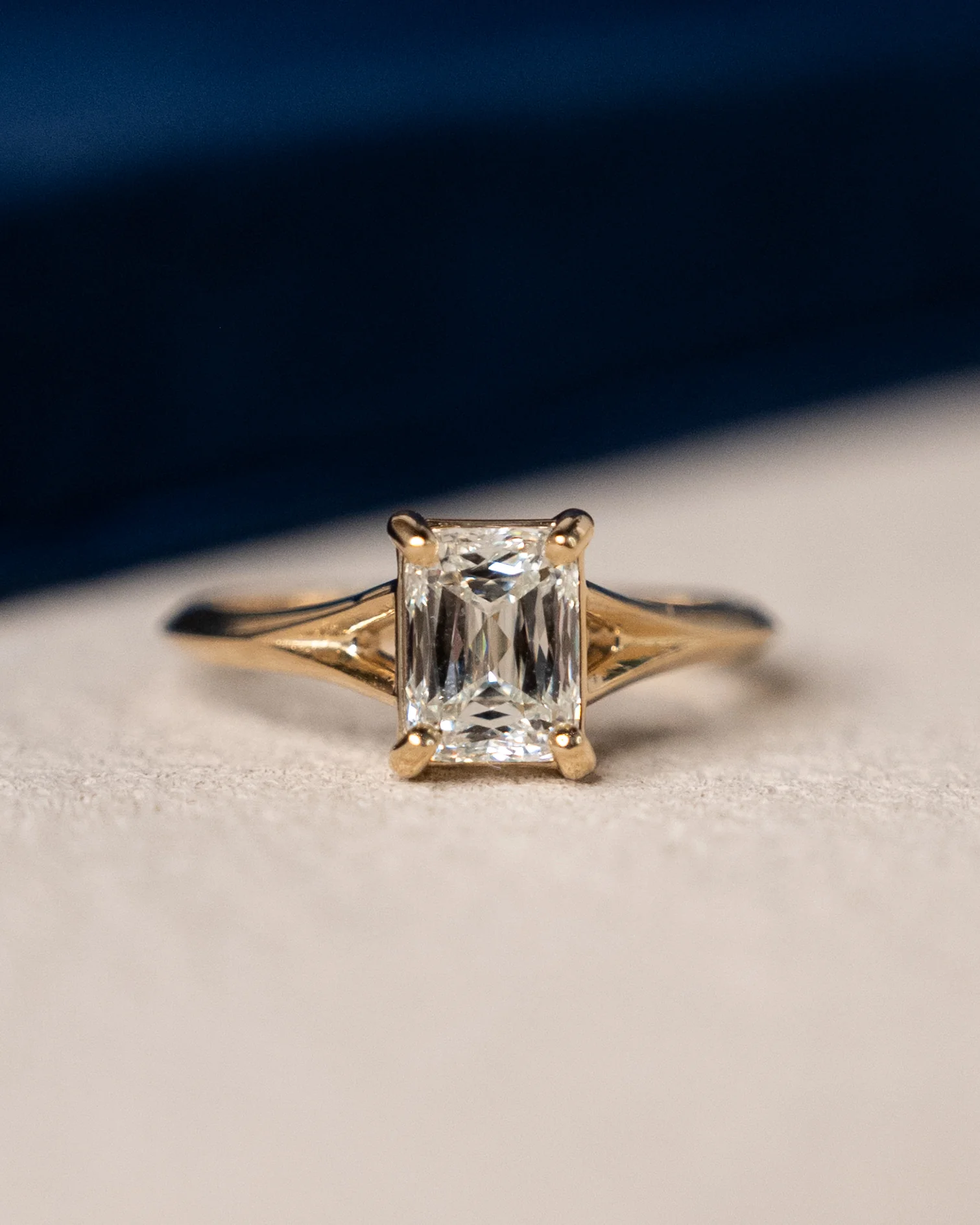 1.51 GIA Emerald Crisscut Diamond Engagement Ring 14k - Image 6