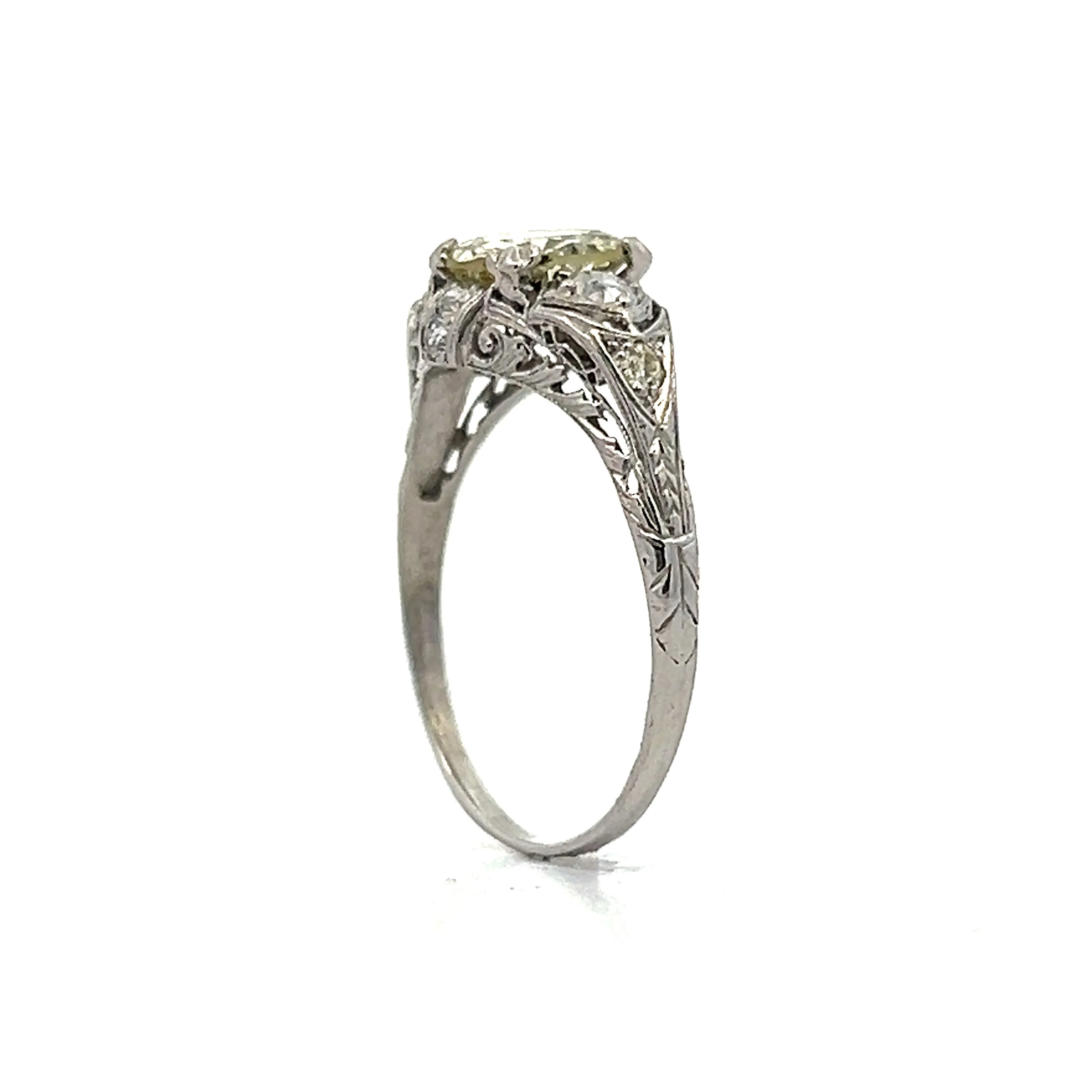1.52 Vintage Art Deco Engagement Ring in Platinum - Image 5