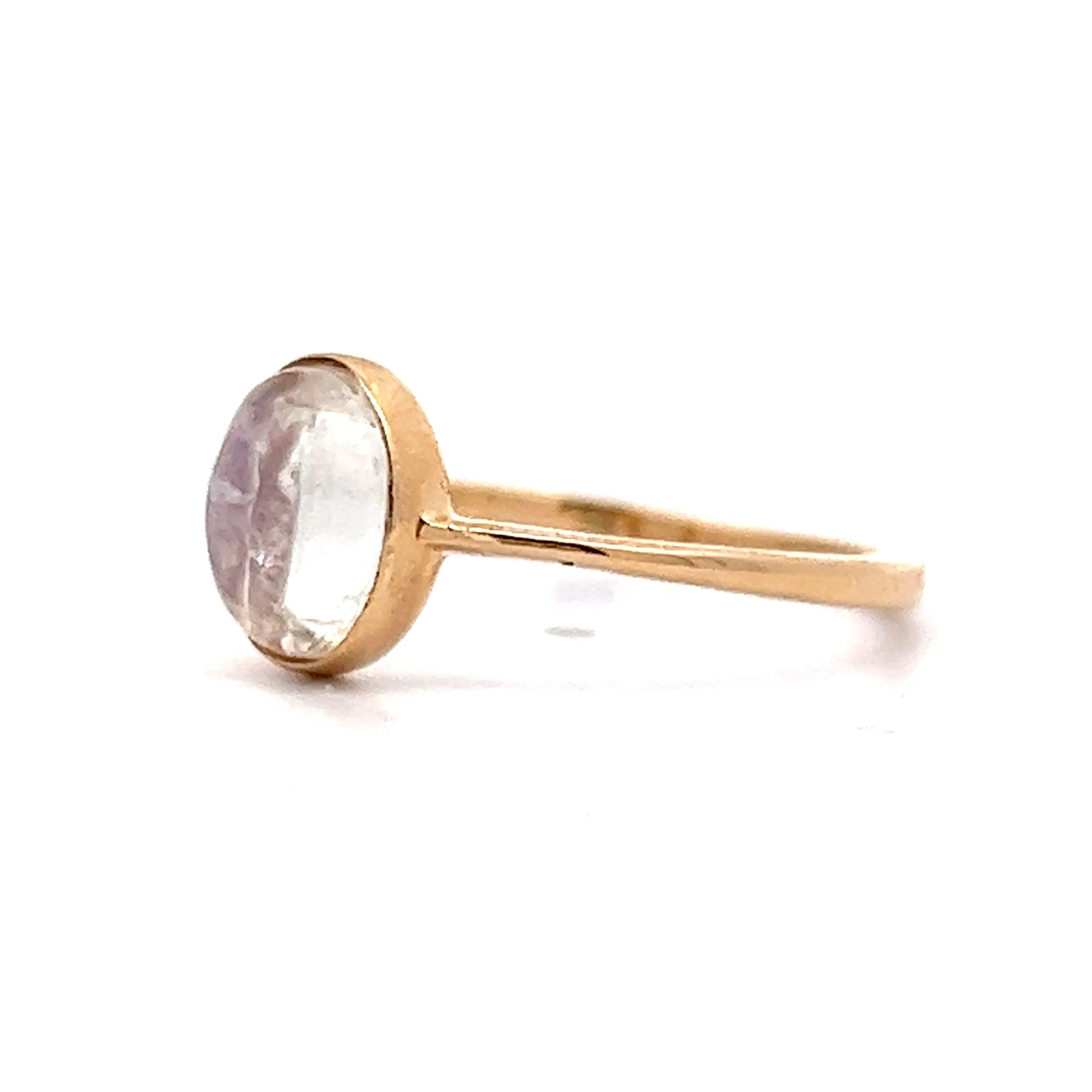 1.55 Moonstone Cabochon Ring Yellow Gold - Image 2