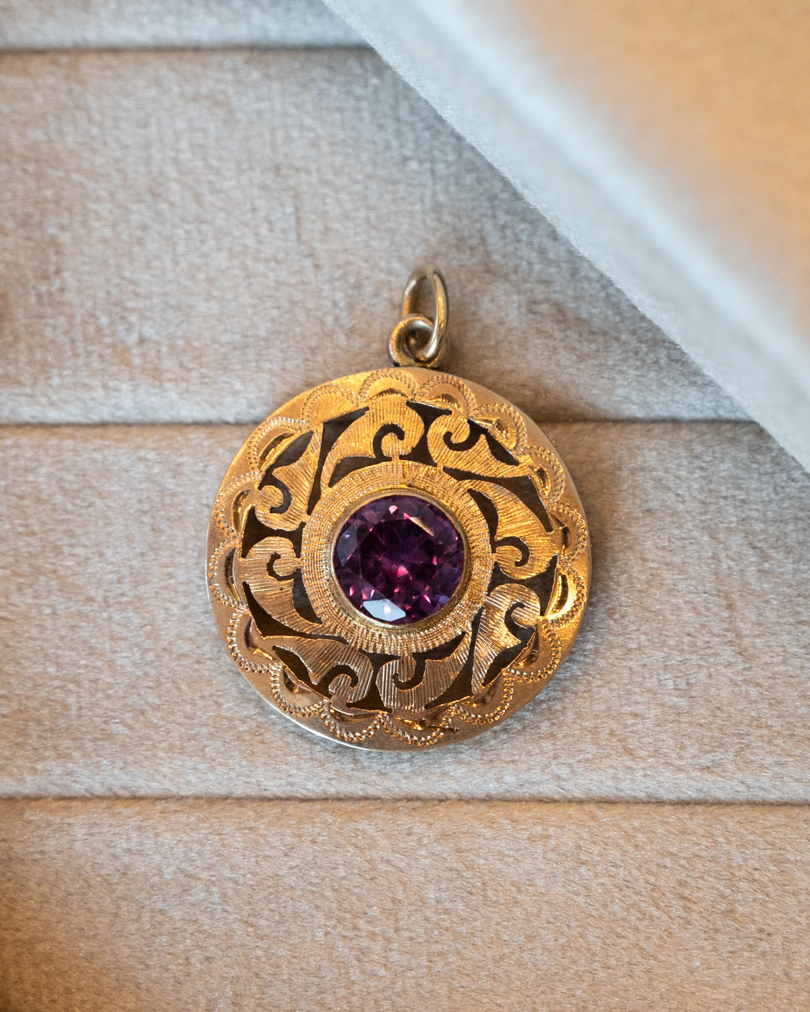 1.60 Vintage Mid-Century Amethyst Pendant 14k - Image 3