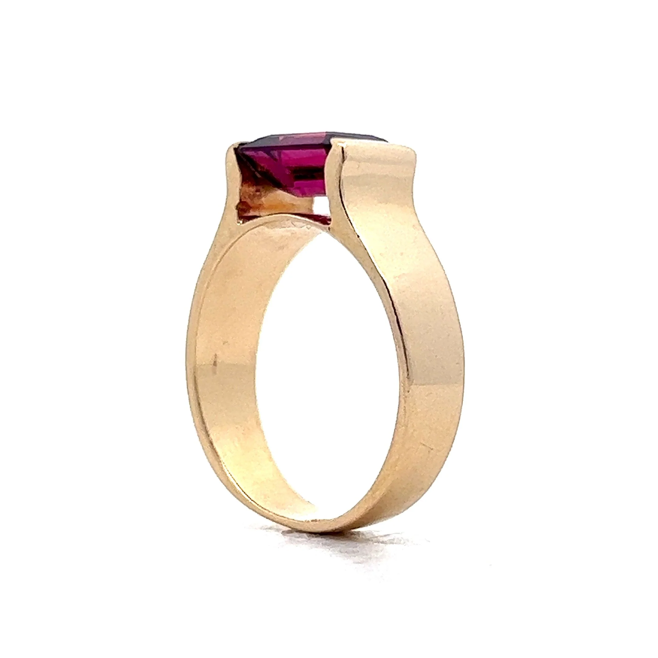 1.63 Emerald Cut Garnet Cocktail Ring in Yellow Gold - Image 5