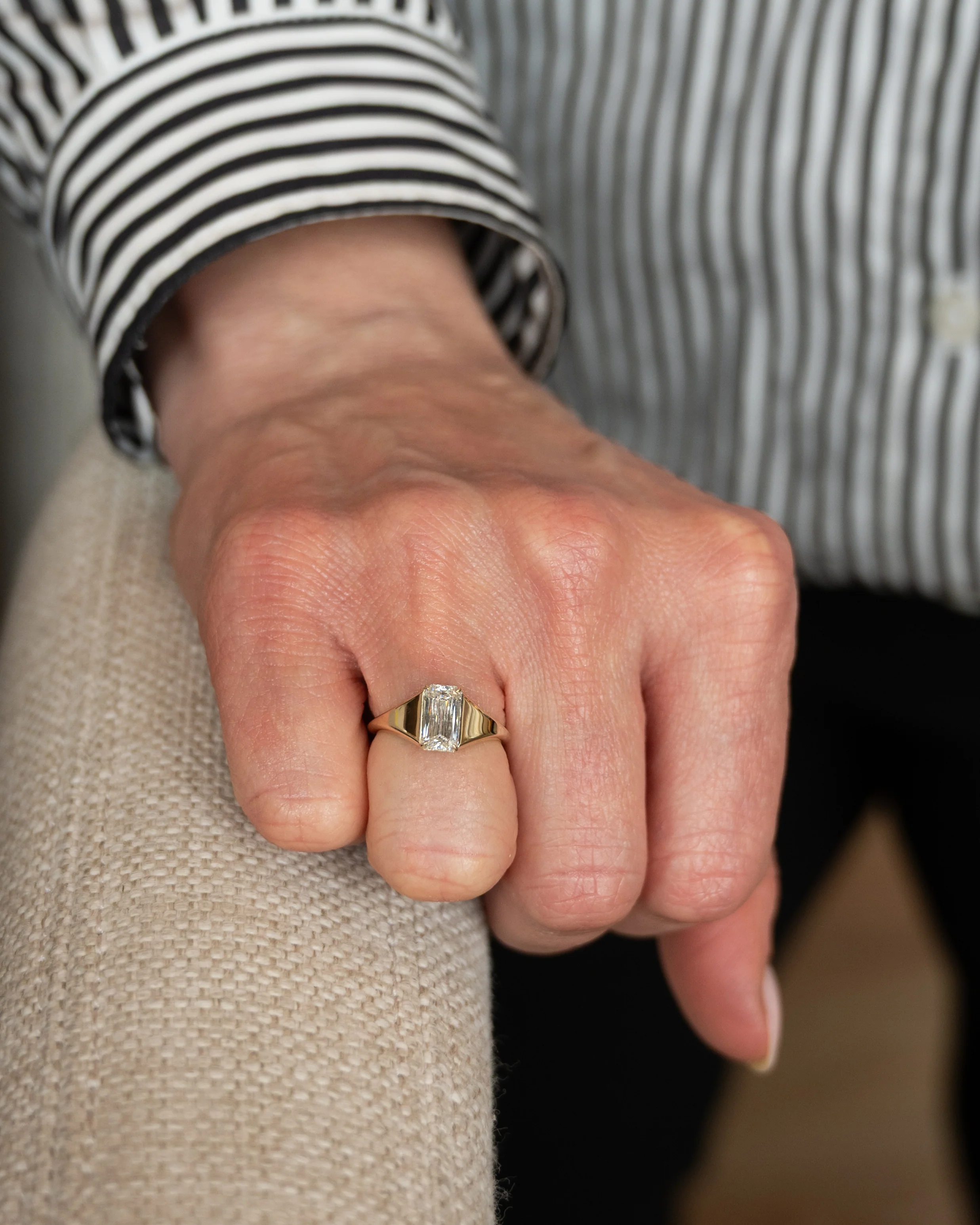 1.66 Emerald Cut Diamond Engagement Ring 14k - Image 7