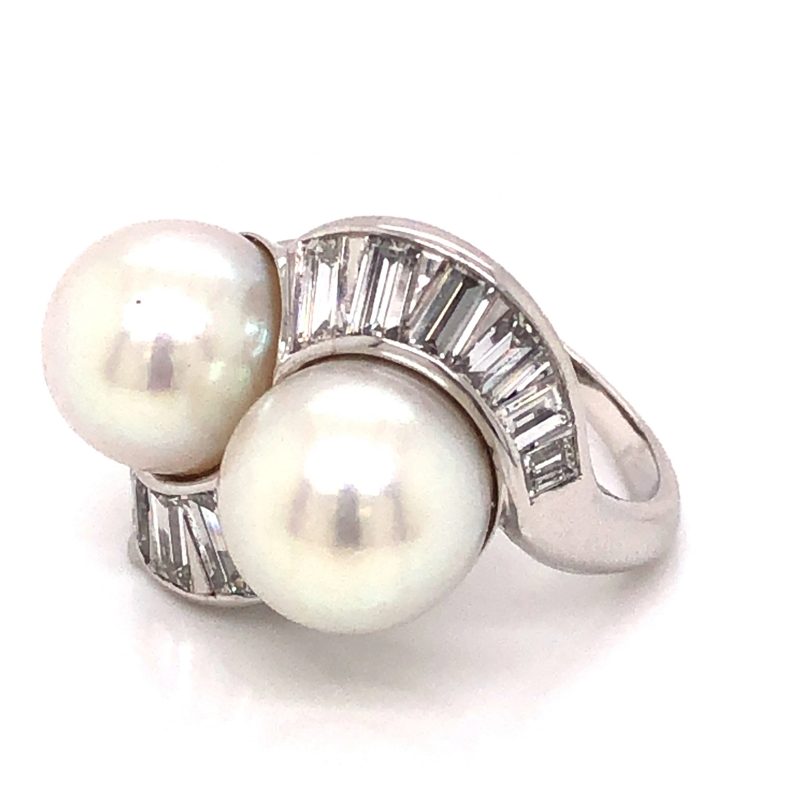 1.68 Mid-Century Diamond & Pearl Cocktail Ring in Platinum - Image 2