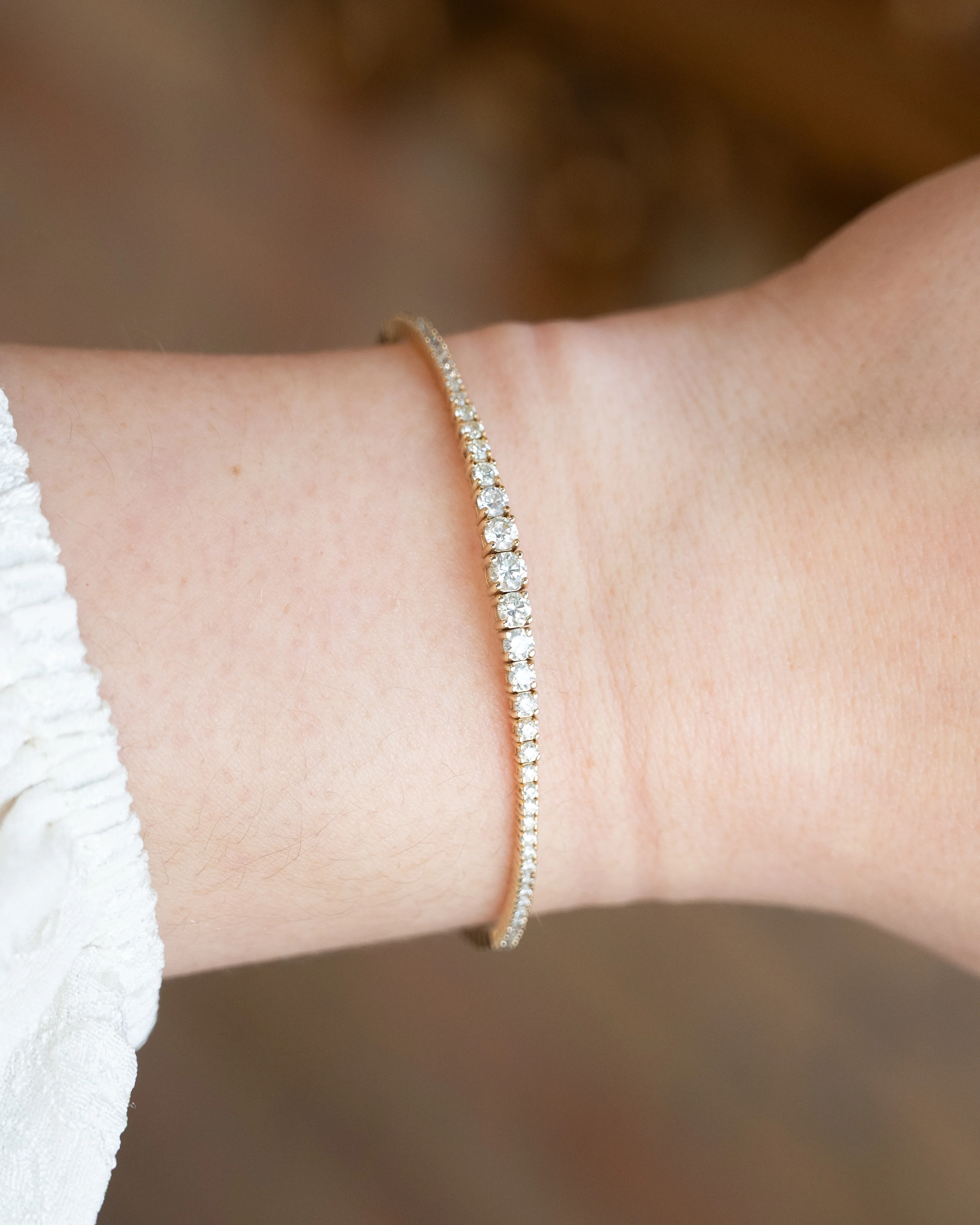 1.70 Tapered Diamond Bangle Bracelet in 14k - Image 6
