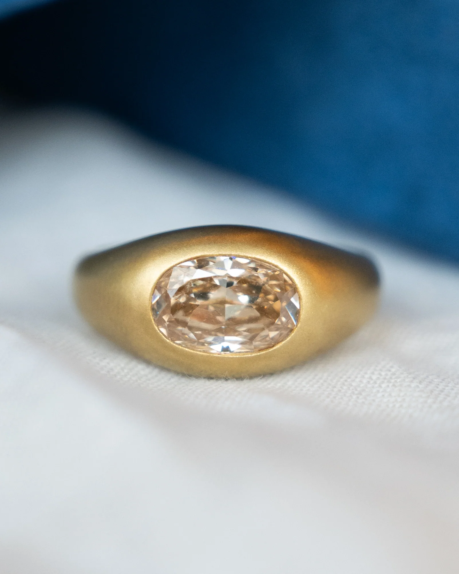1.72 Oval Bezel Diamond Engagement Ring 18k - Image 6