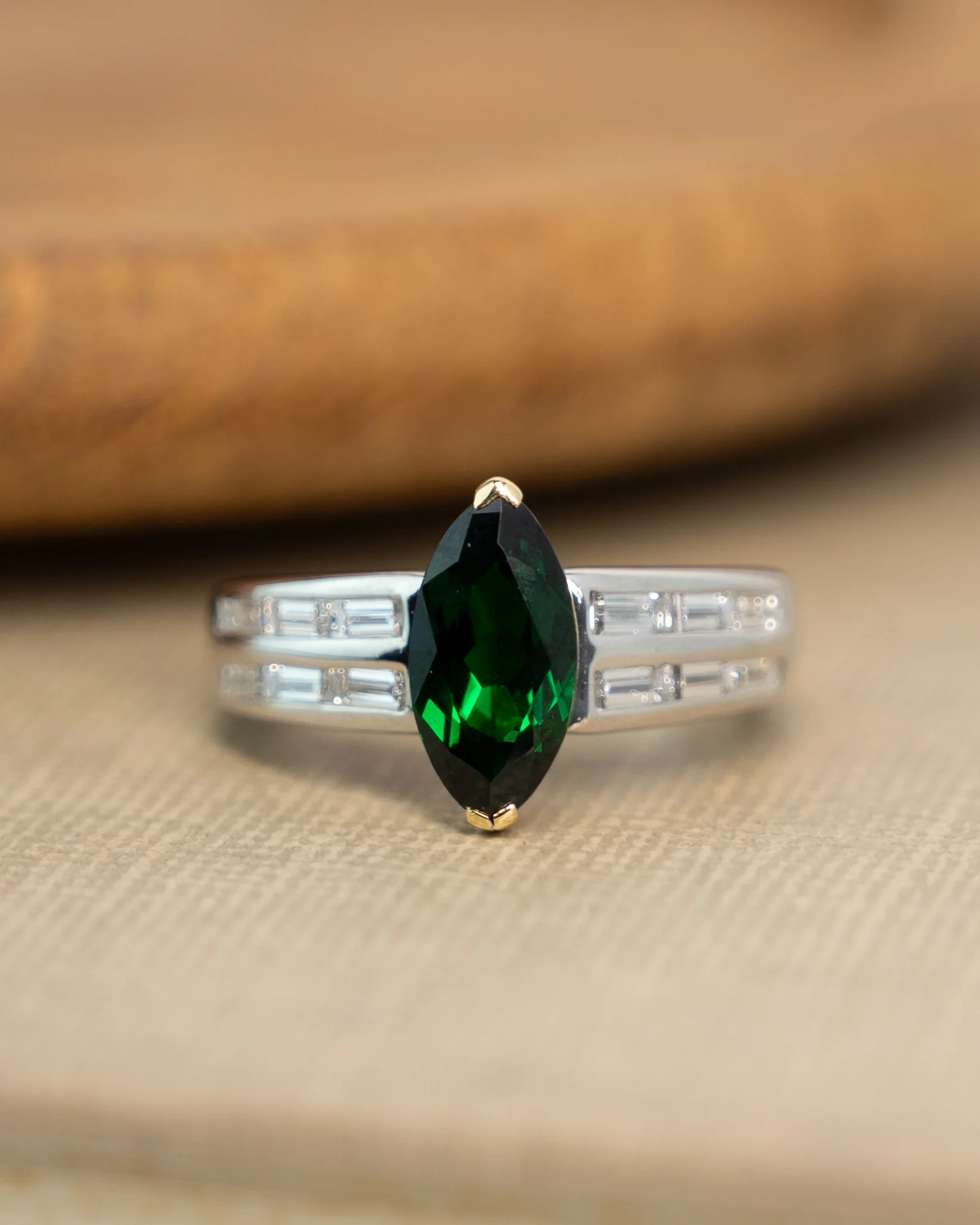 1.75 Marquise Tsavorite Garnet in Platinum 14k - Image 6