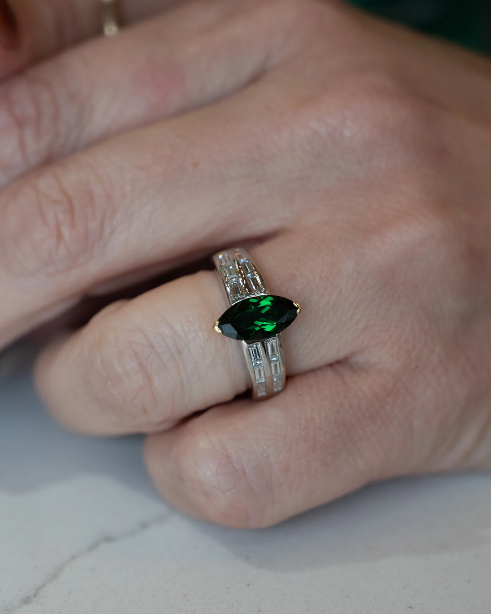 1.75 Marquise Tsavorite Garnet in Platinum 14k - Image 7