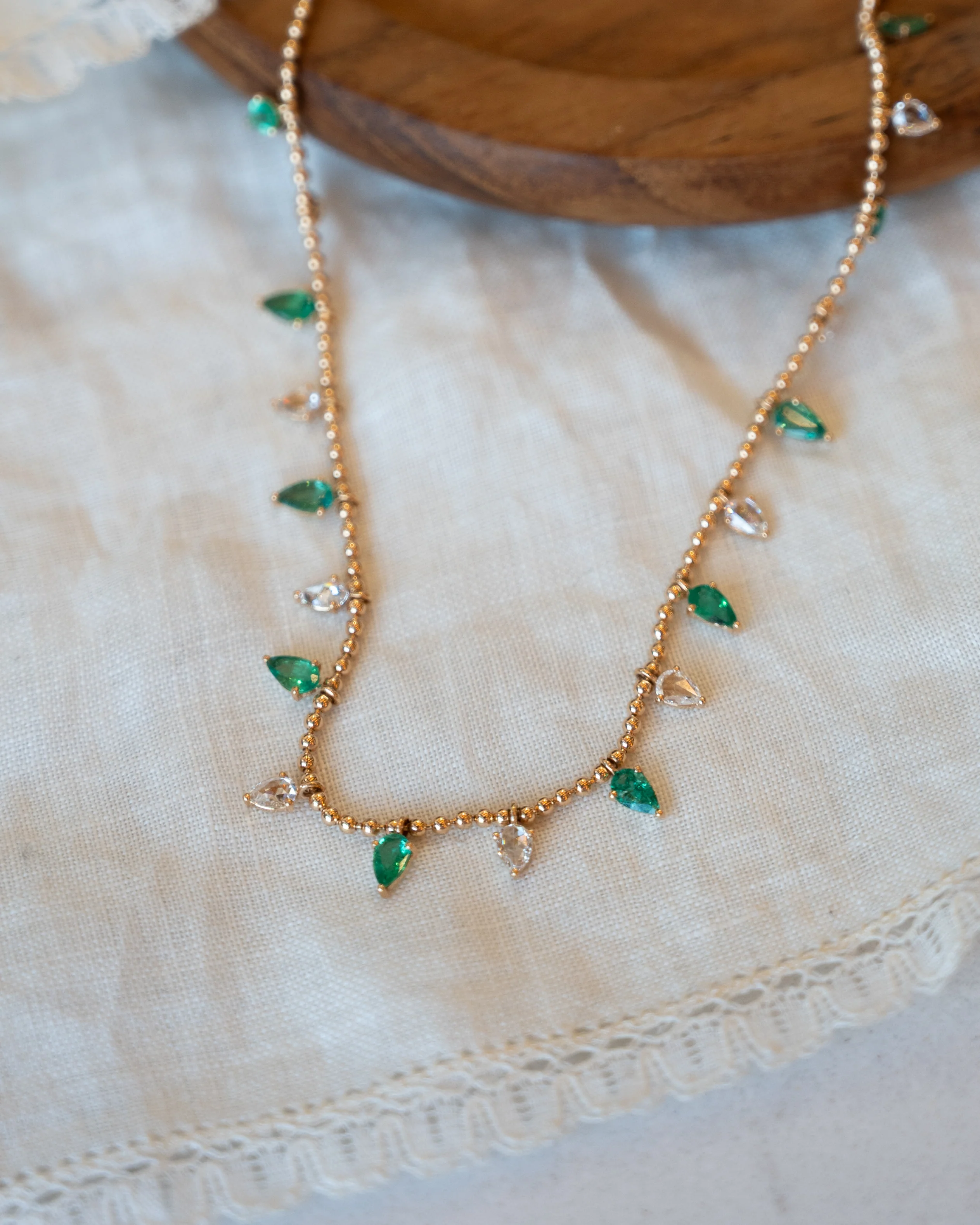 1.80 Pear Emerald & Rose Diamond Necklace 18k - Image 6